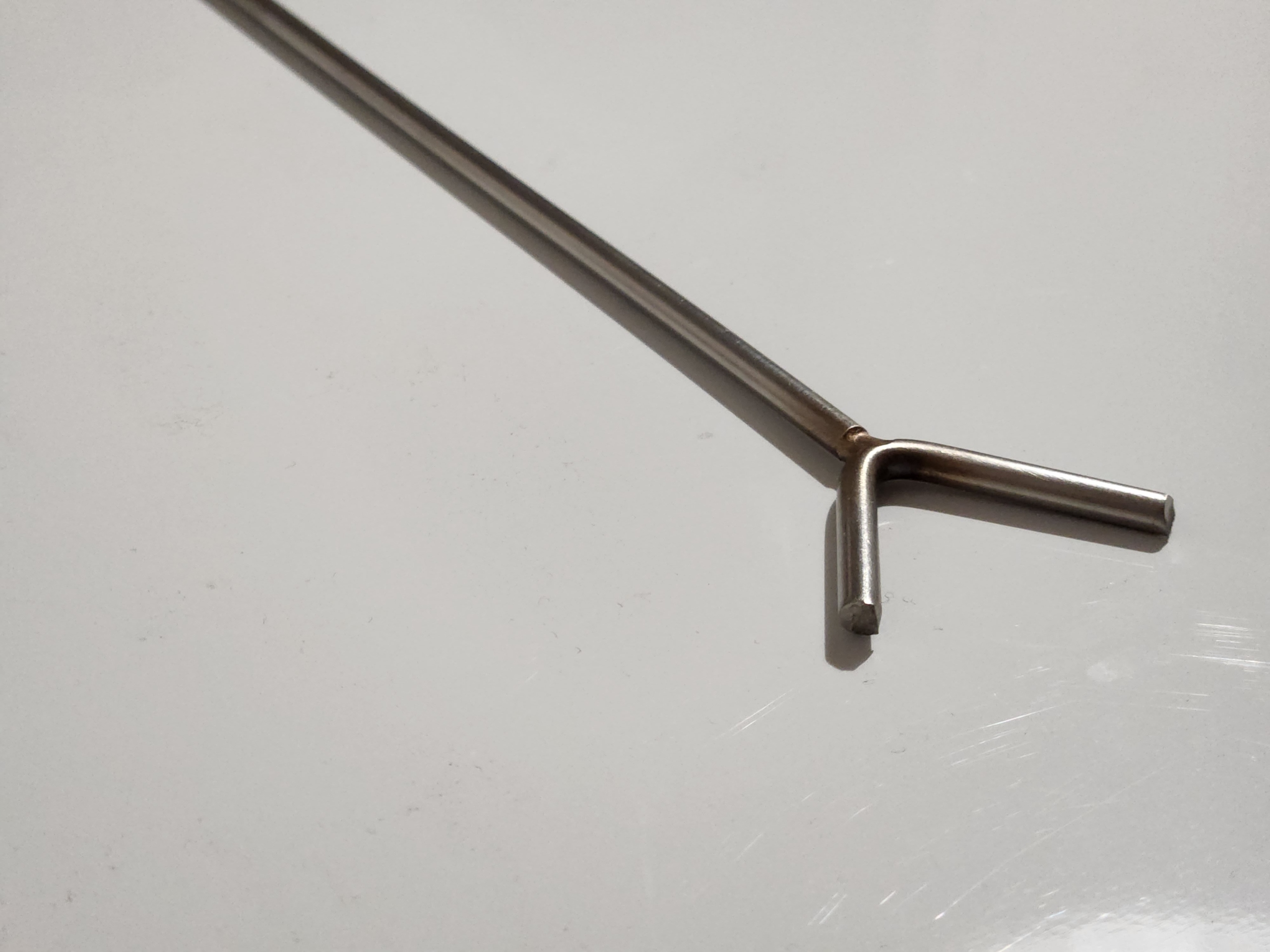 Solidna podpórka nierdzewna widełki fi4mm63cm