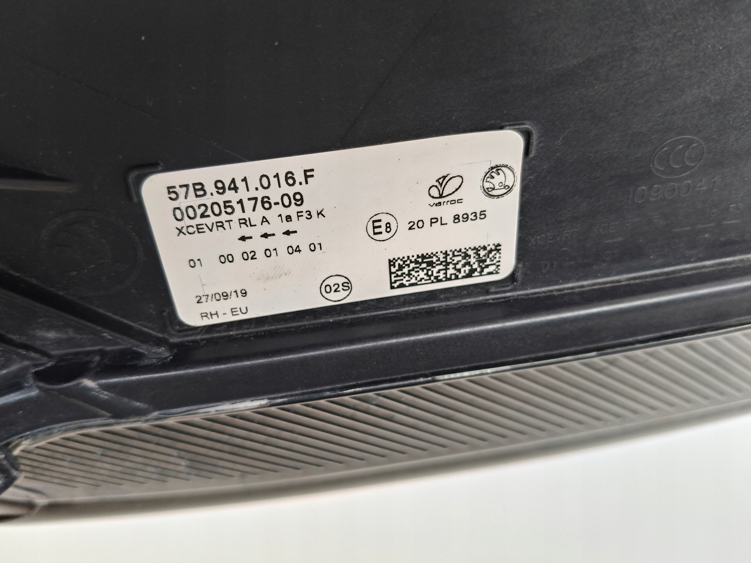 light right REFLEKTOR SKODA KAROQ 57A 17- FULL LED