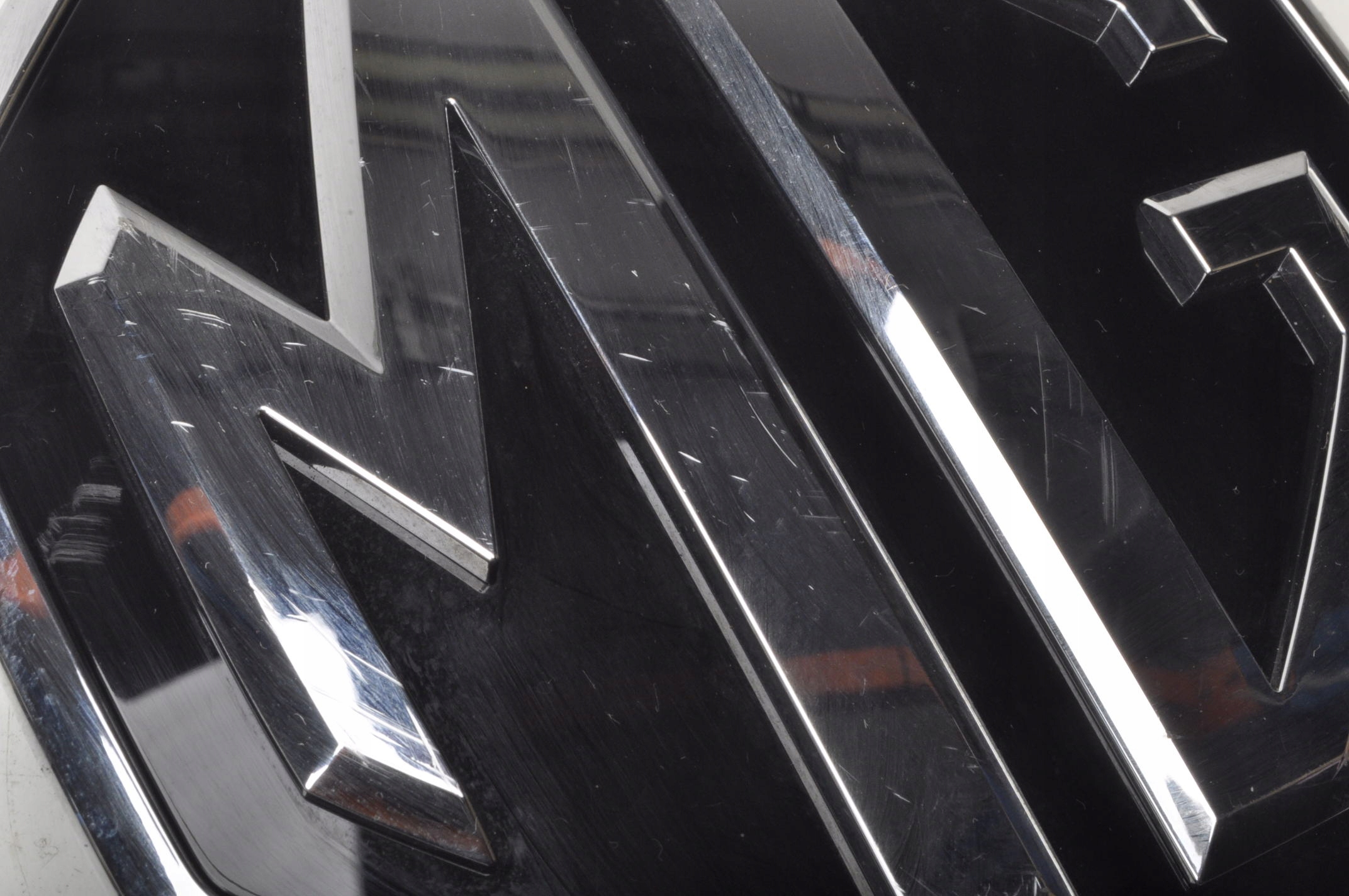 MG HS ZNACZEK LOGO EMBLEMAT PRZÓD 10745955 2024 LIFT Marka bez marki