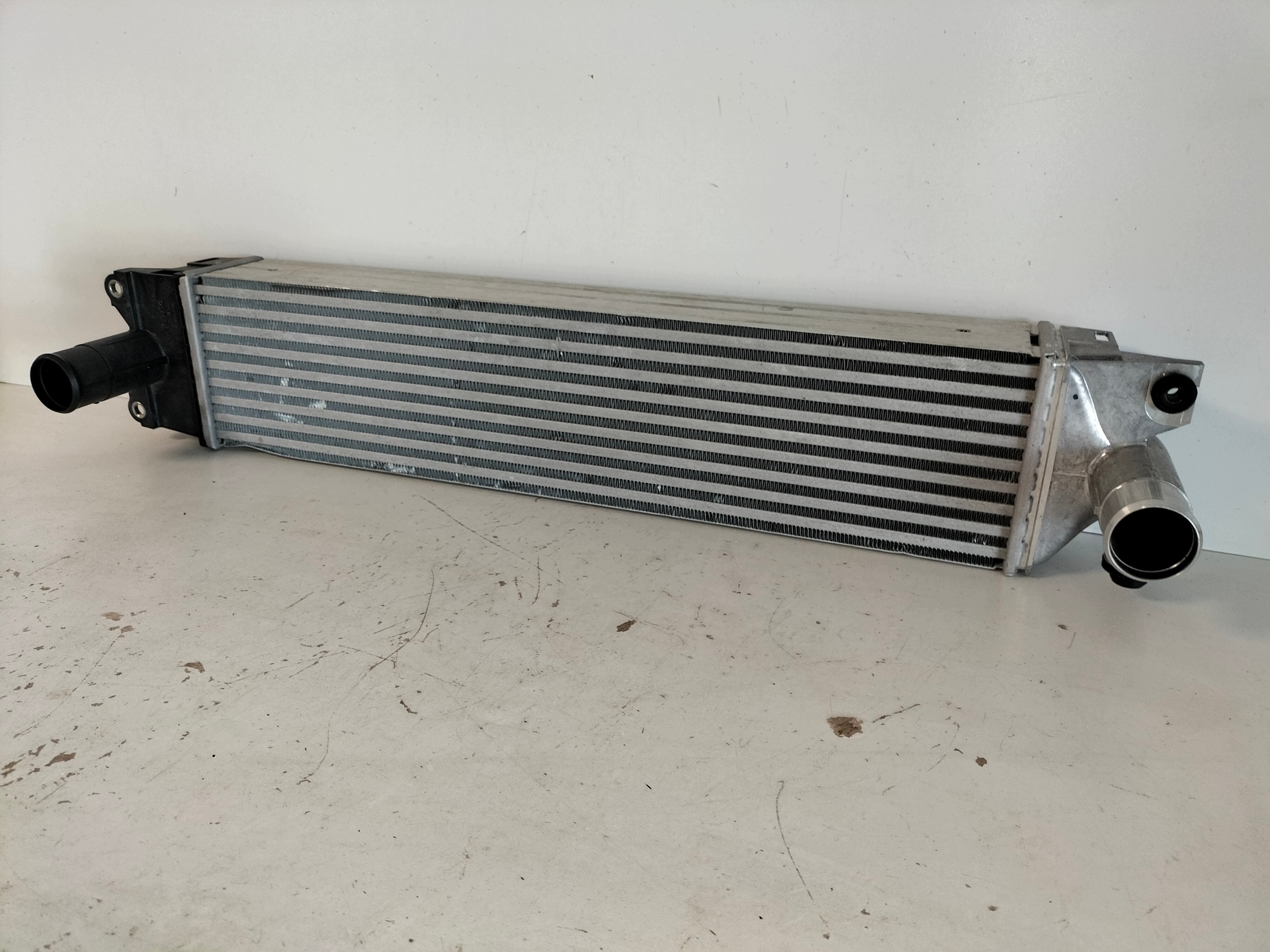 Kühler luft intercooler TOYOTA YARIS 4 IV 20- GR
