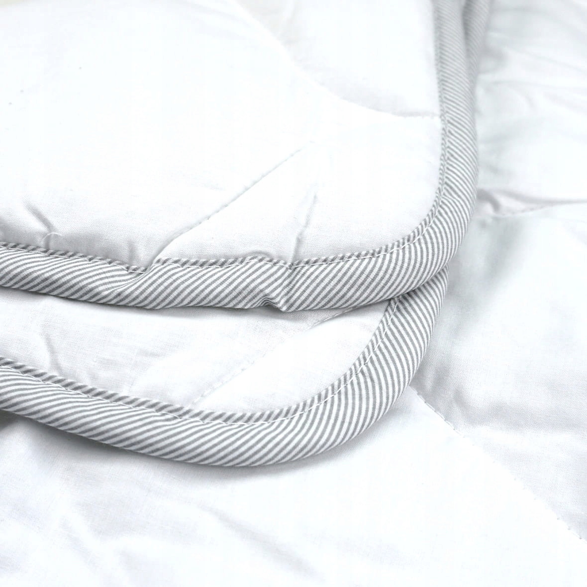 KOŁDRA ultralekka COTTONELLA 100% bawełna 140x200 Długość 200 cm