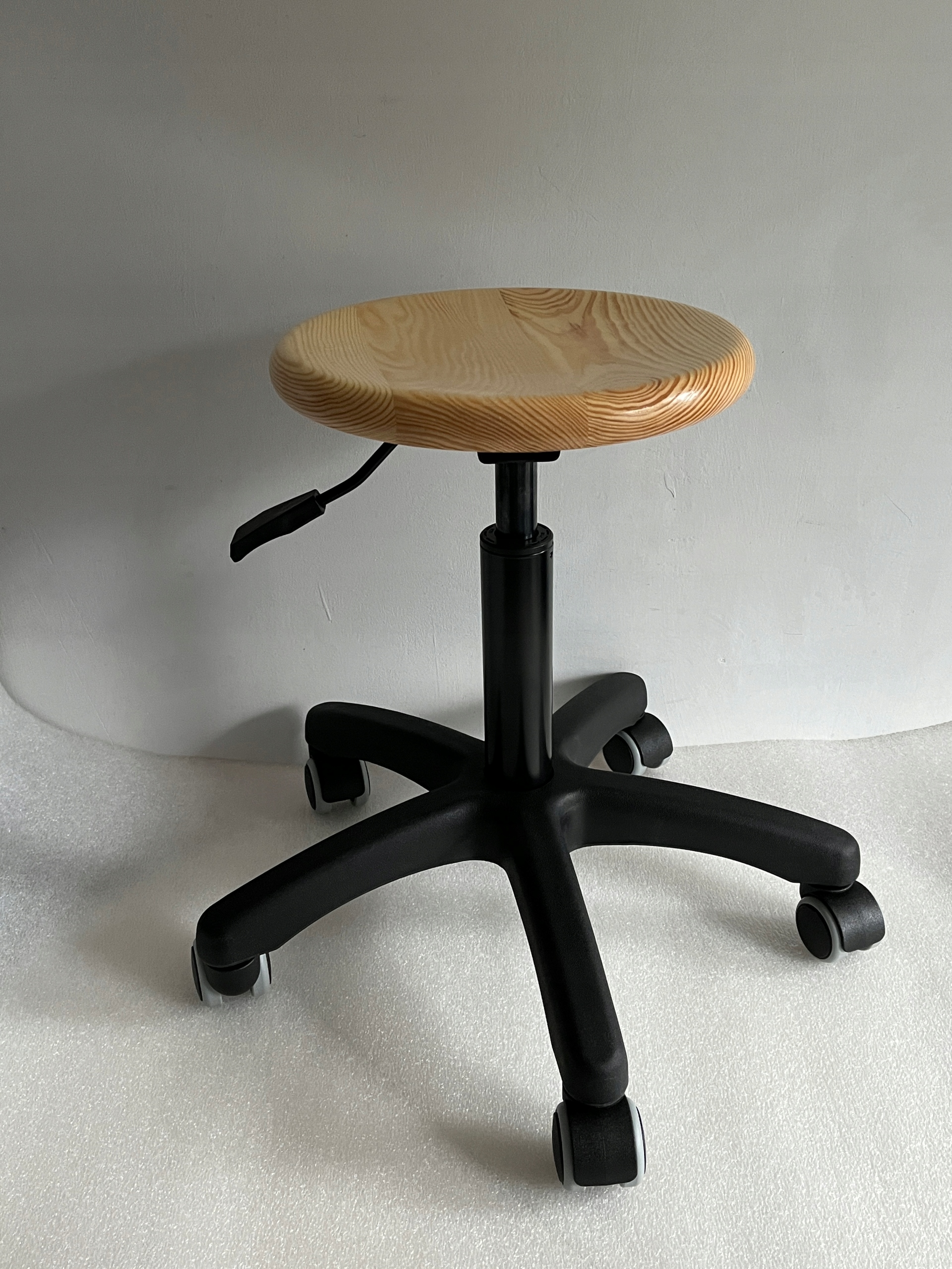 Otočná stolička, dielenská stolička, stolička do šijacej tlačiarne Mela zes 3 ks