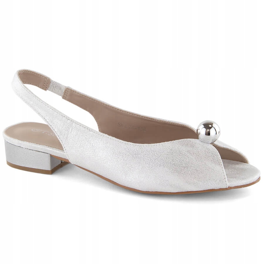 Sandály na nízkém podpatku stříbrné T.Sokolski 40