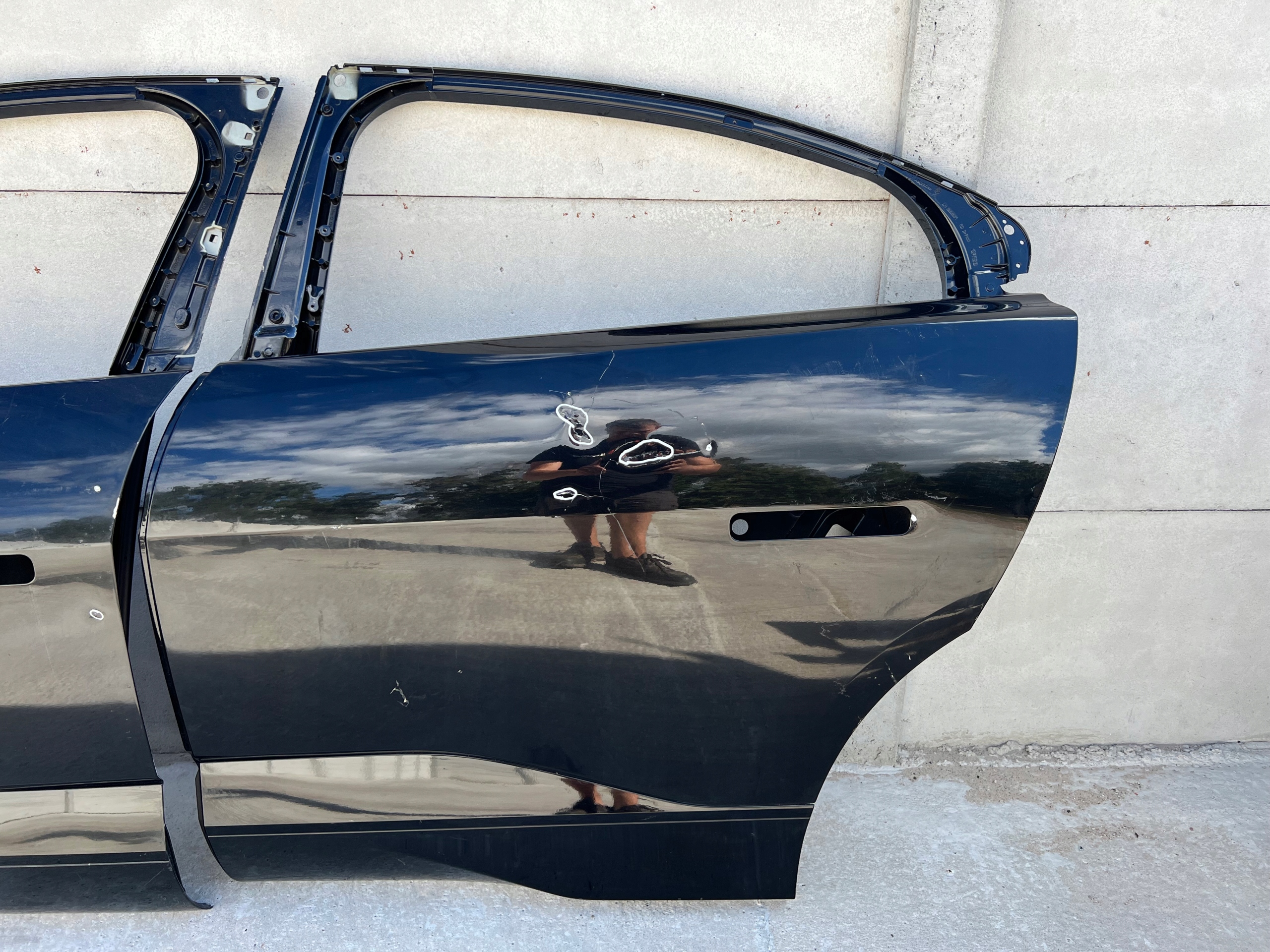 DRZWI JAGUAR I-PACE IPACE TYŁ LEWY