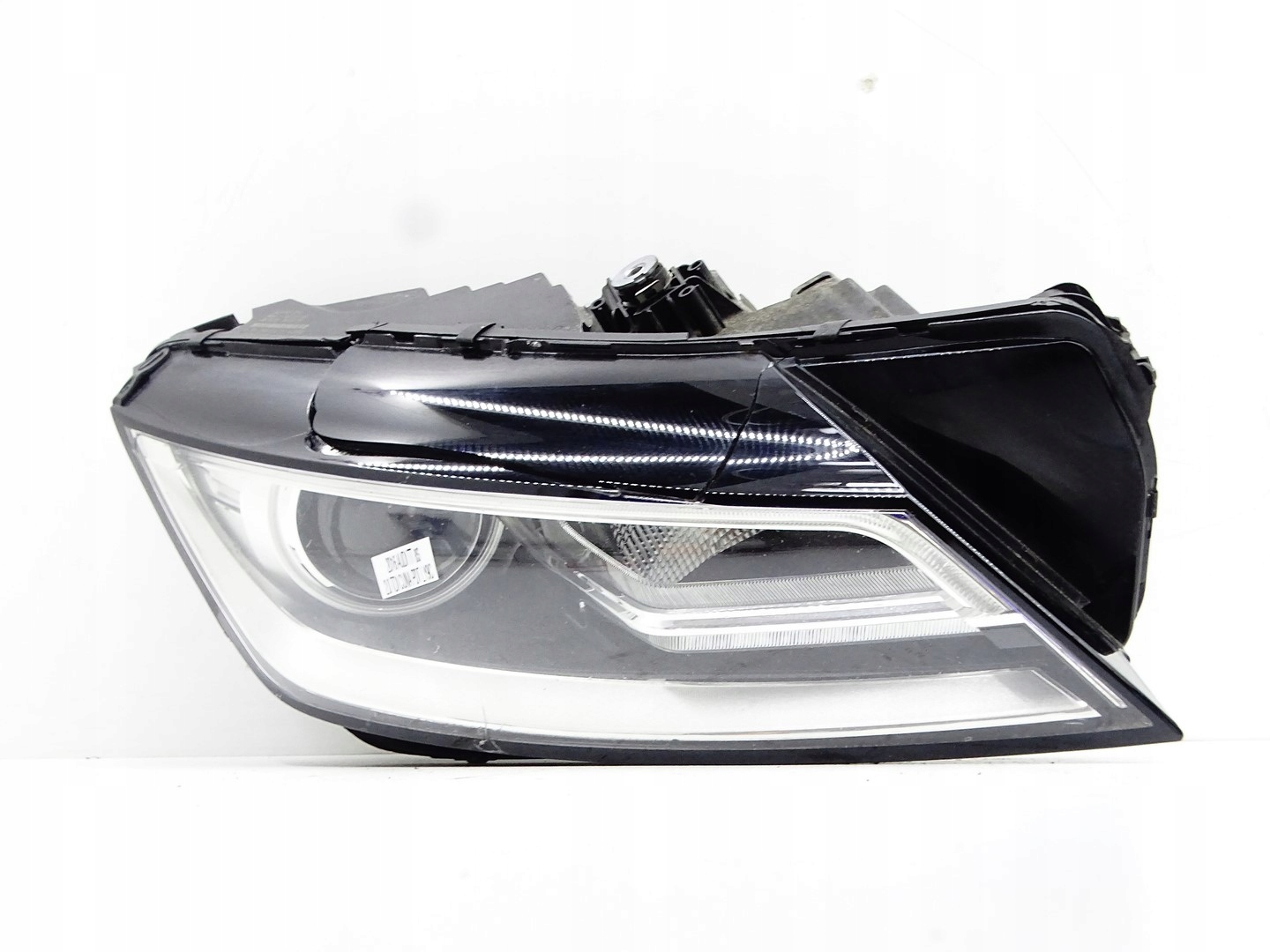 REFLEKTOR light right front right XENON LED AUDI TT 8S 8S0941006D