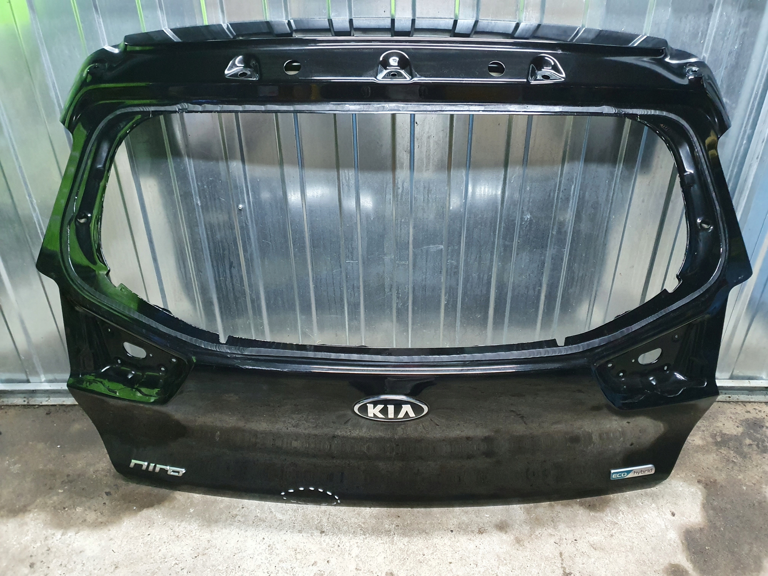 KLAPA BAGAŻNIKA KIA NIRO