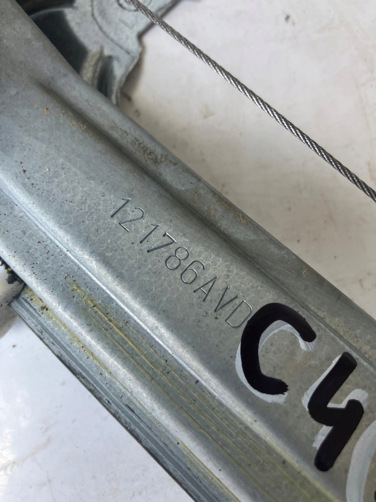 window regulator right front CITROEN C4 II B7 DS4 121786AVD