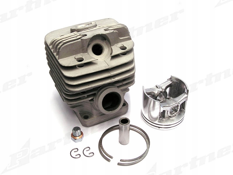 Valec dokončený Stihl 066, MS660 priem 54,0 mm Meteor Vyrobené v Taliansku