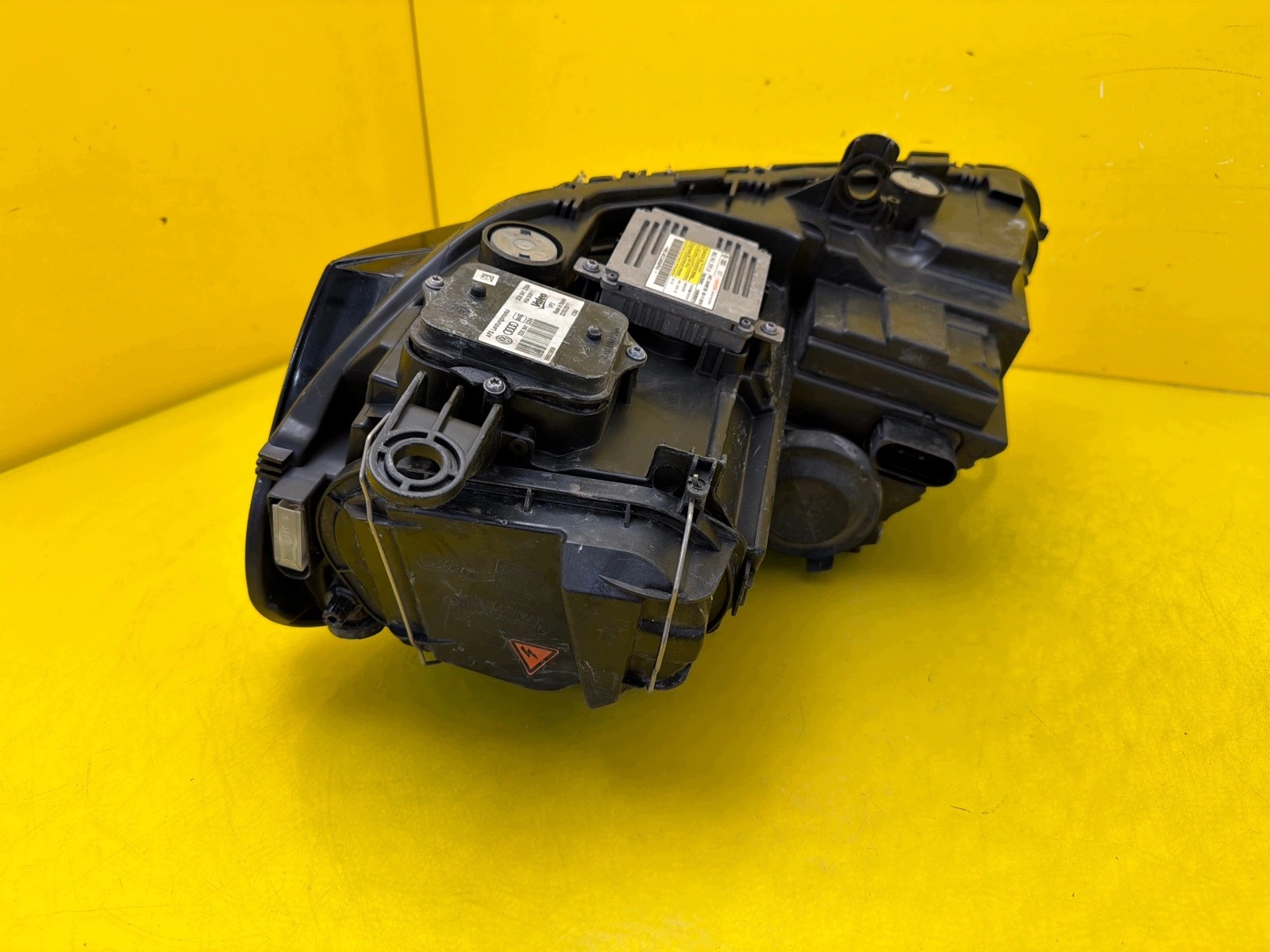 light right VW Passat B7 Xenon Led 90010143