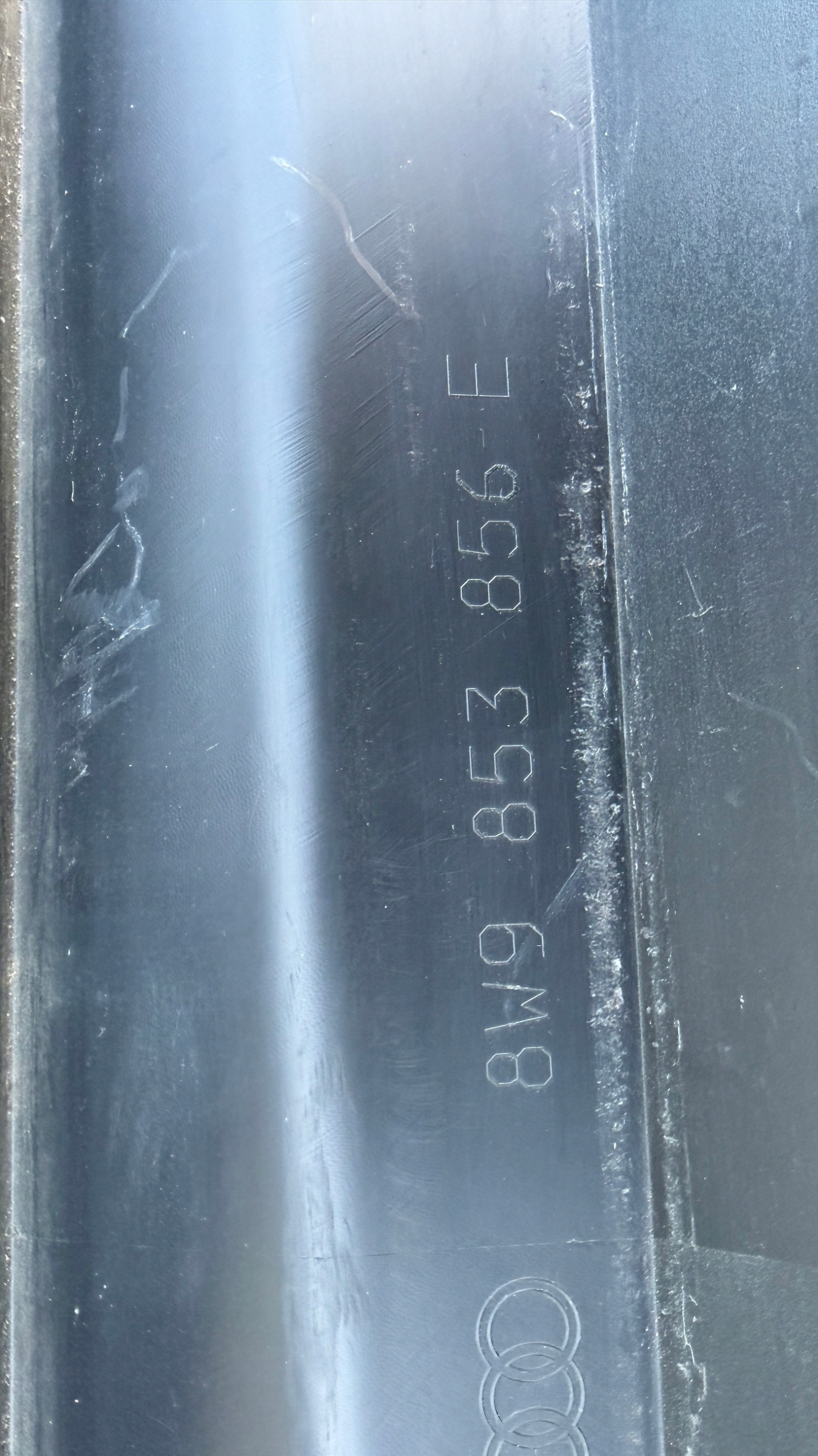 AUDI A4 B9 ALLROAD right threshold moulding threshold cap 8W9853856E C16P