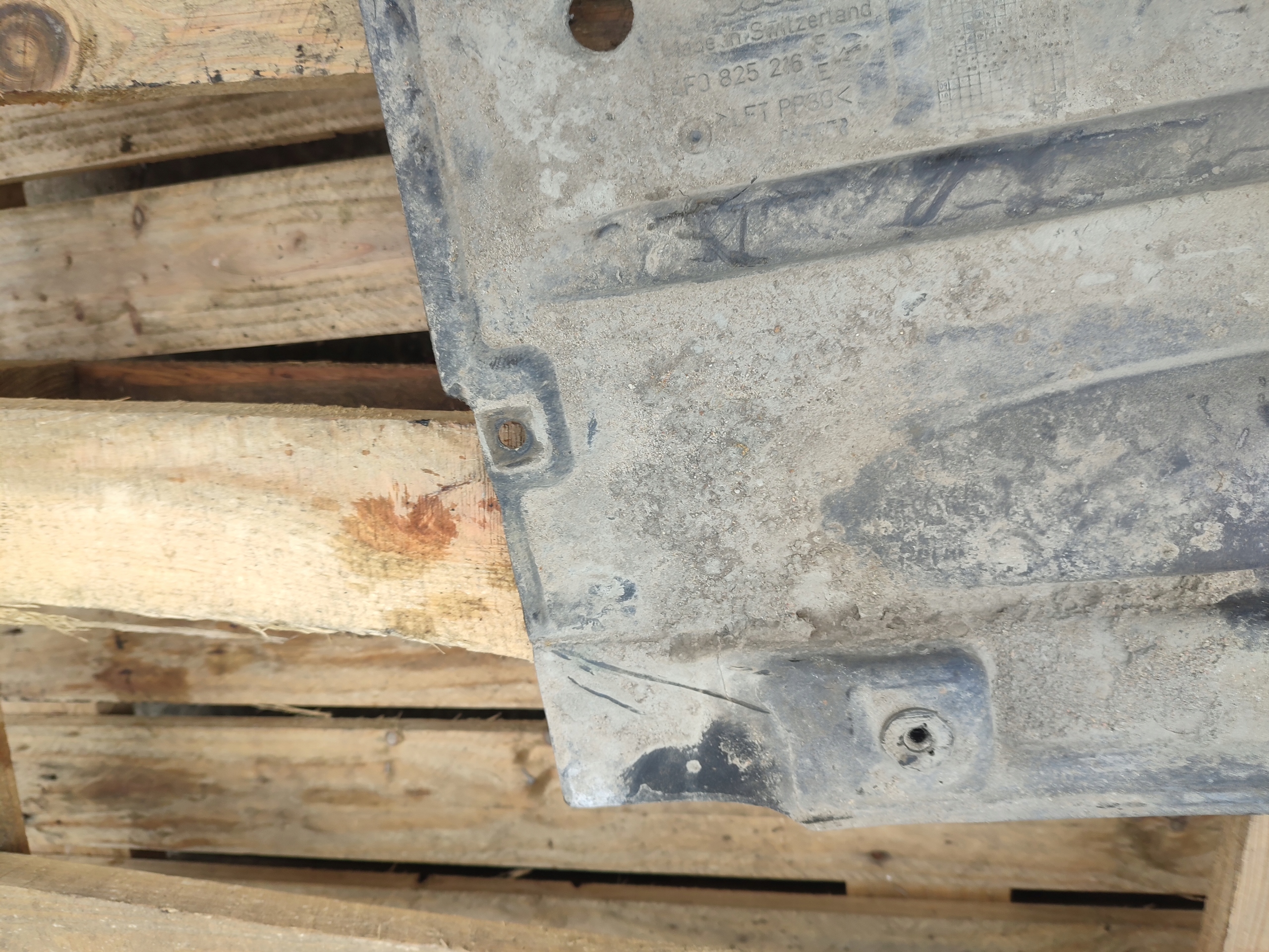 Blende Abdeckung Unterfahrschutz AUDI A6 C6 4F0825216E