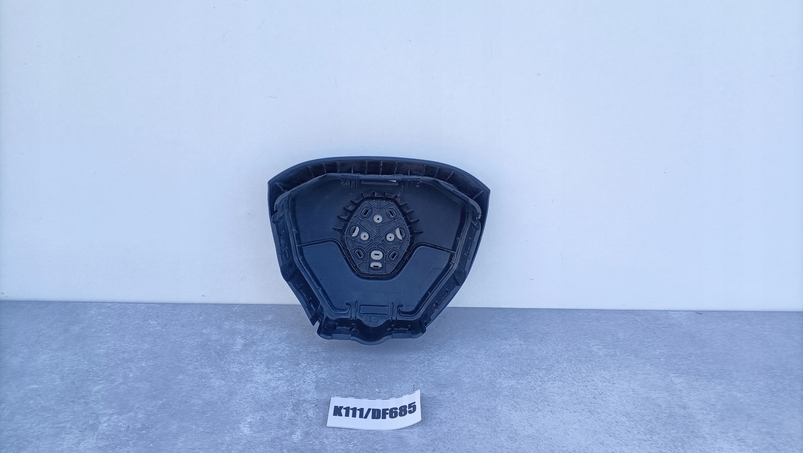 заглушка Подушки руля renault Duster мастер RE06J2004439 K111/DF685