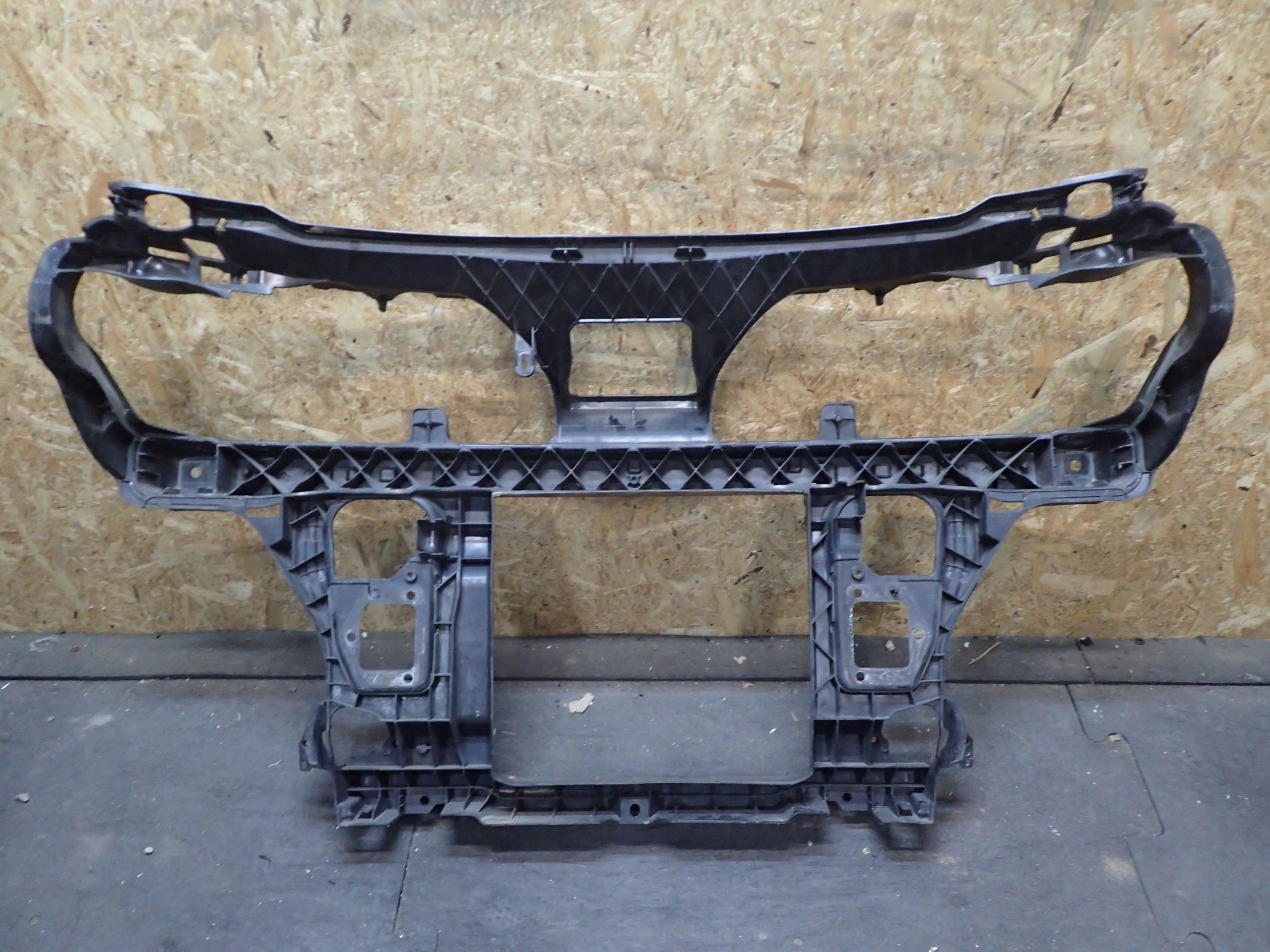 PAS PRZEDNI SMART A451 A4518800003 Typ samochodu Samochody osobowe