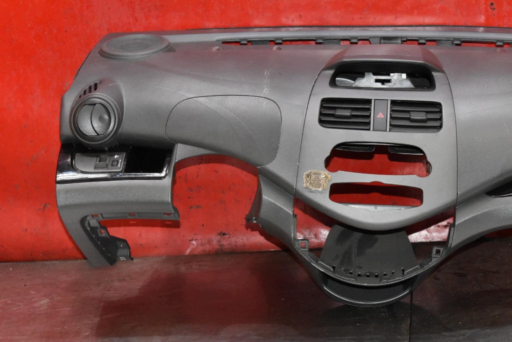 dashboard instrument panel console cockpit airbag EU CHEVROLET SPARK 3 III M300 10-15