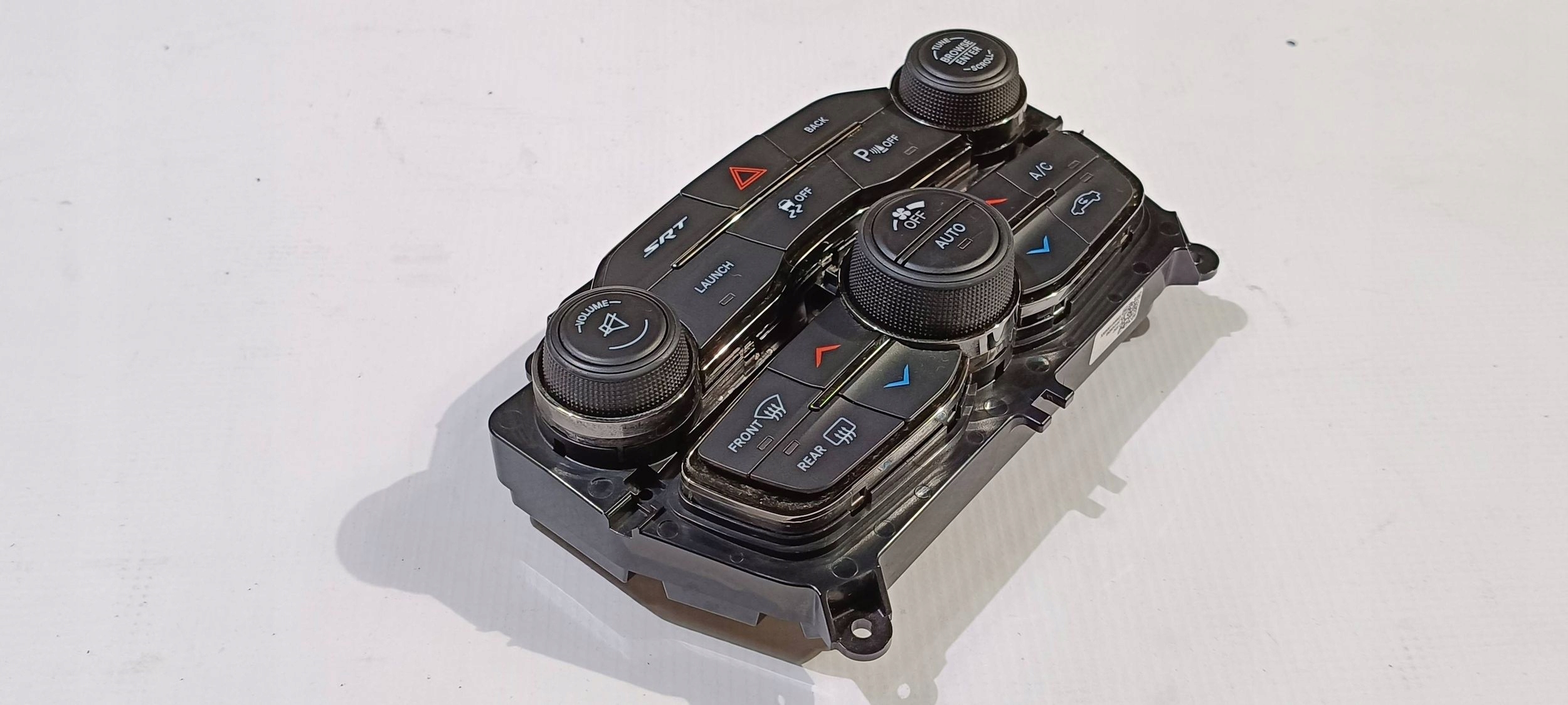 Panel Bedienteil radia klimaanlage Dodge Challenger SRT 2015