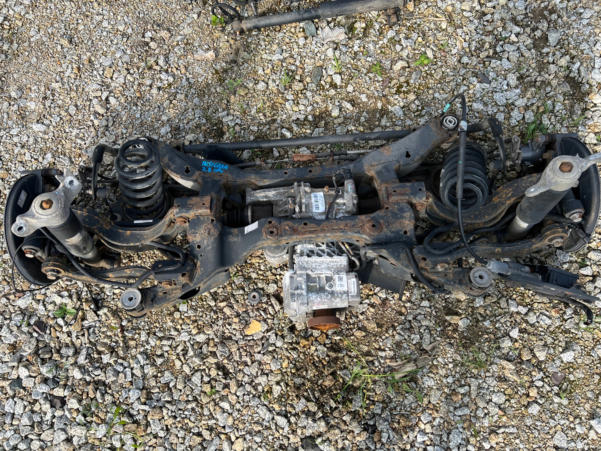 Belka tylna oś wózek Opel Insignia A OPC