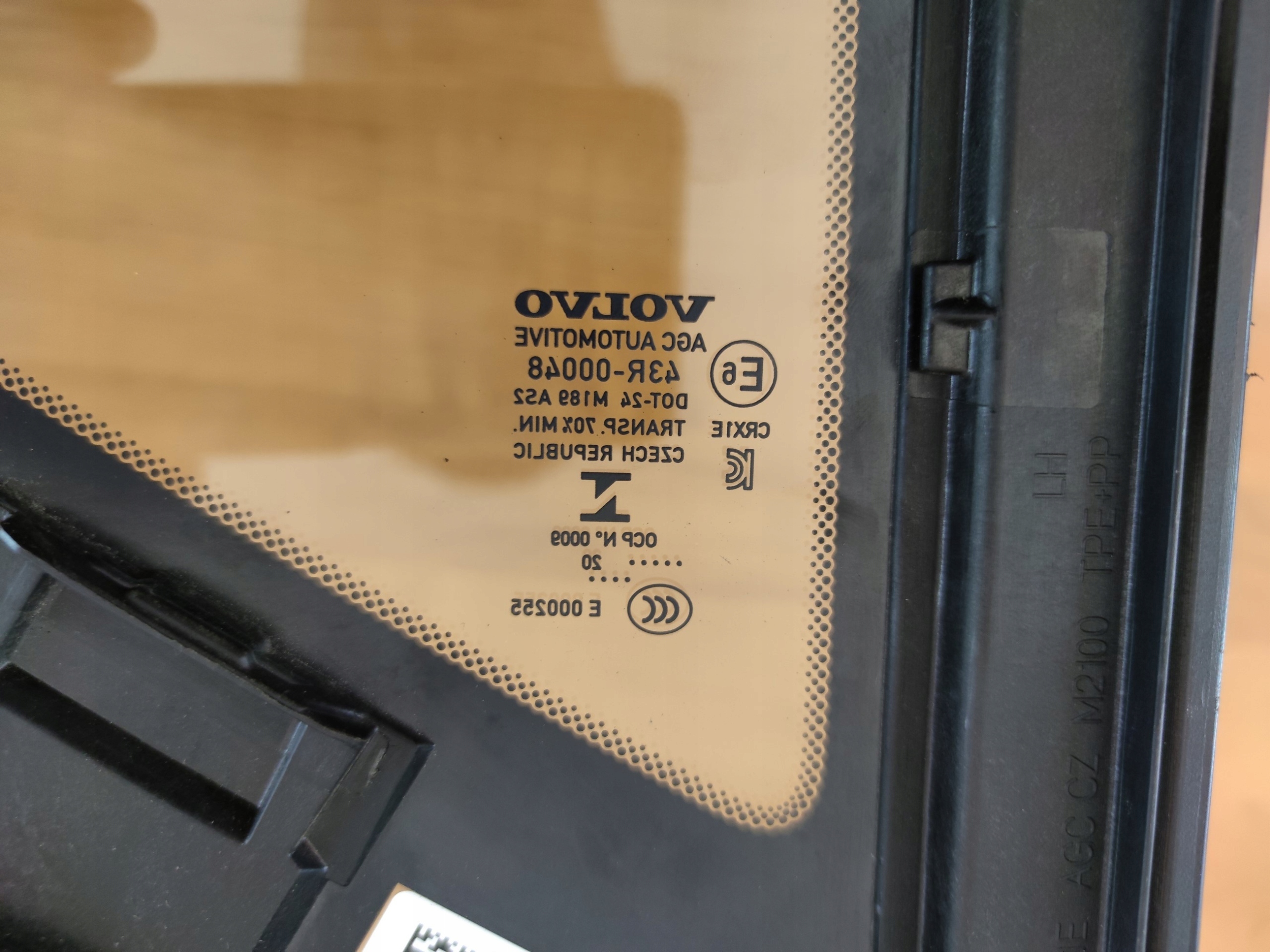 window door left rear part VOLVO XC40 18-21 ROK TROJKAT