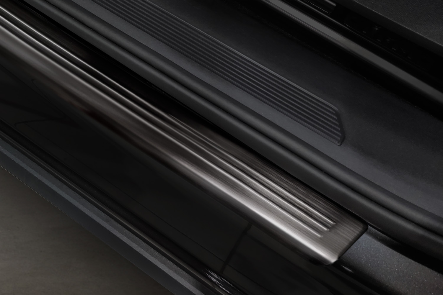 VOLKSWAGEN ID.4 2020- NAKŁADKI LISTWY PROGOWE PROGI Numer katalogowy producenta 2/22270