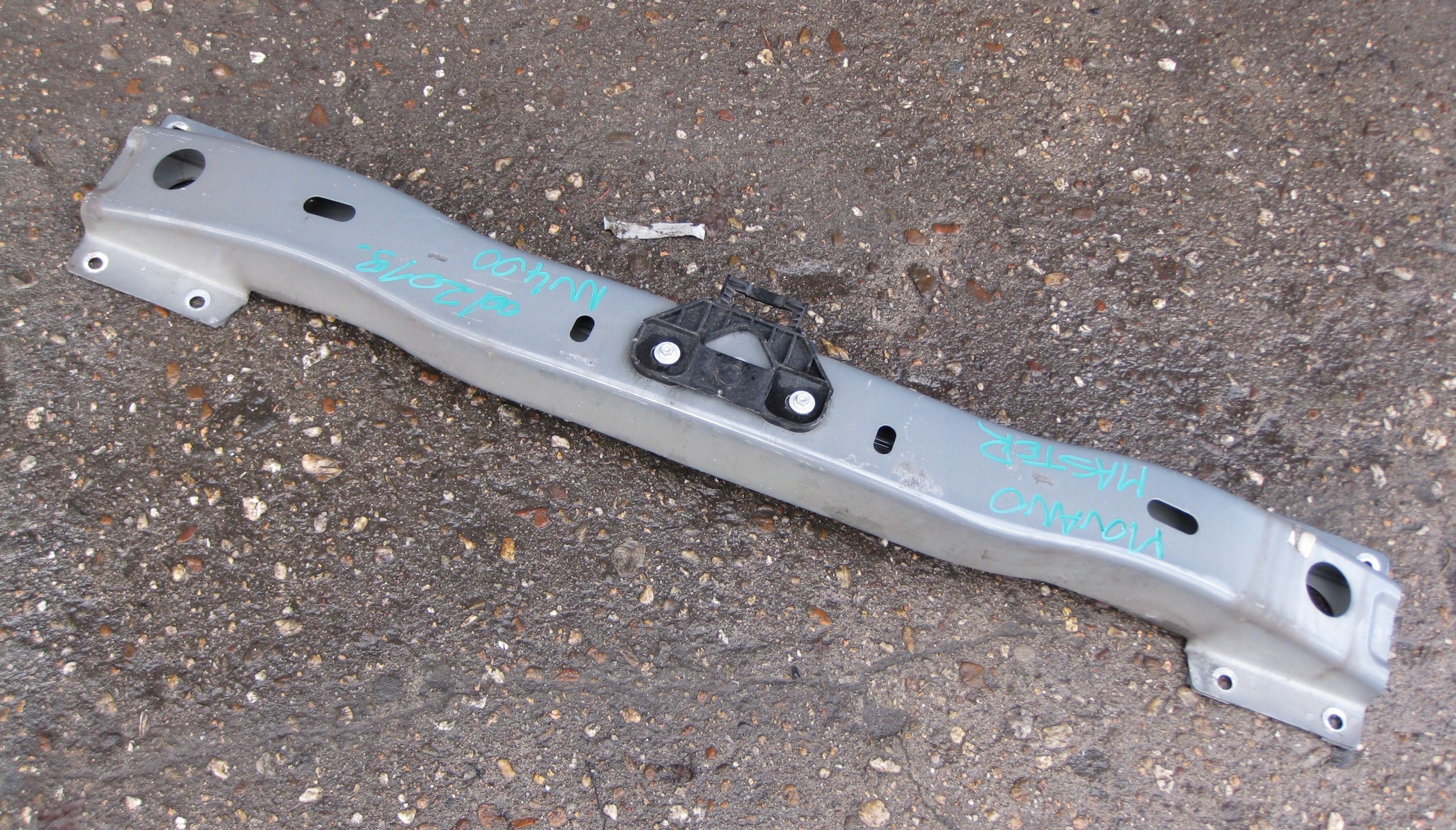 RENAULT MASTER III LIFT pillar bumper support front 752105829R