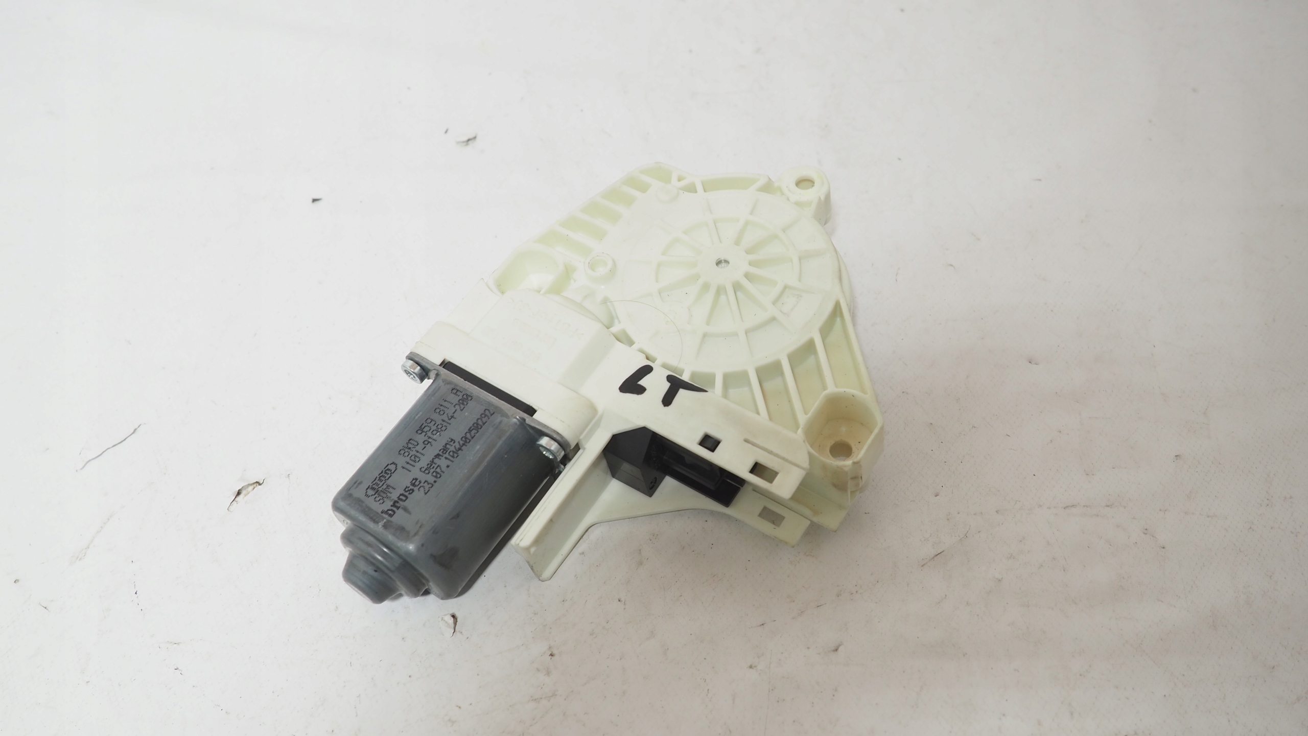Audi mini motor windows left rear part 8K0959811A