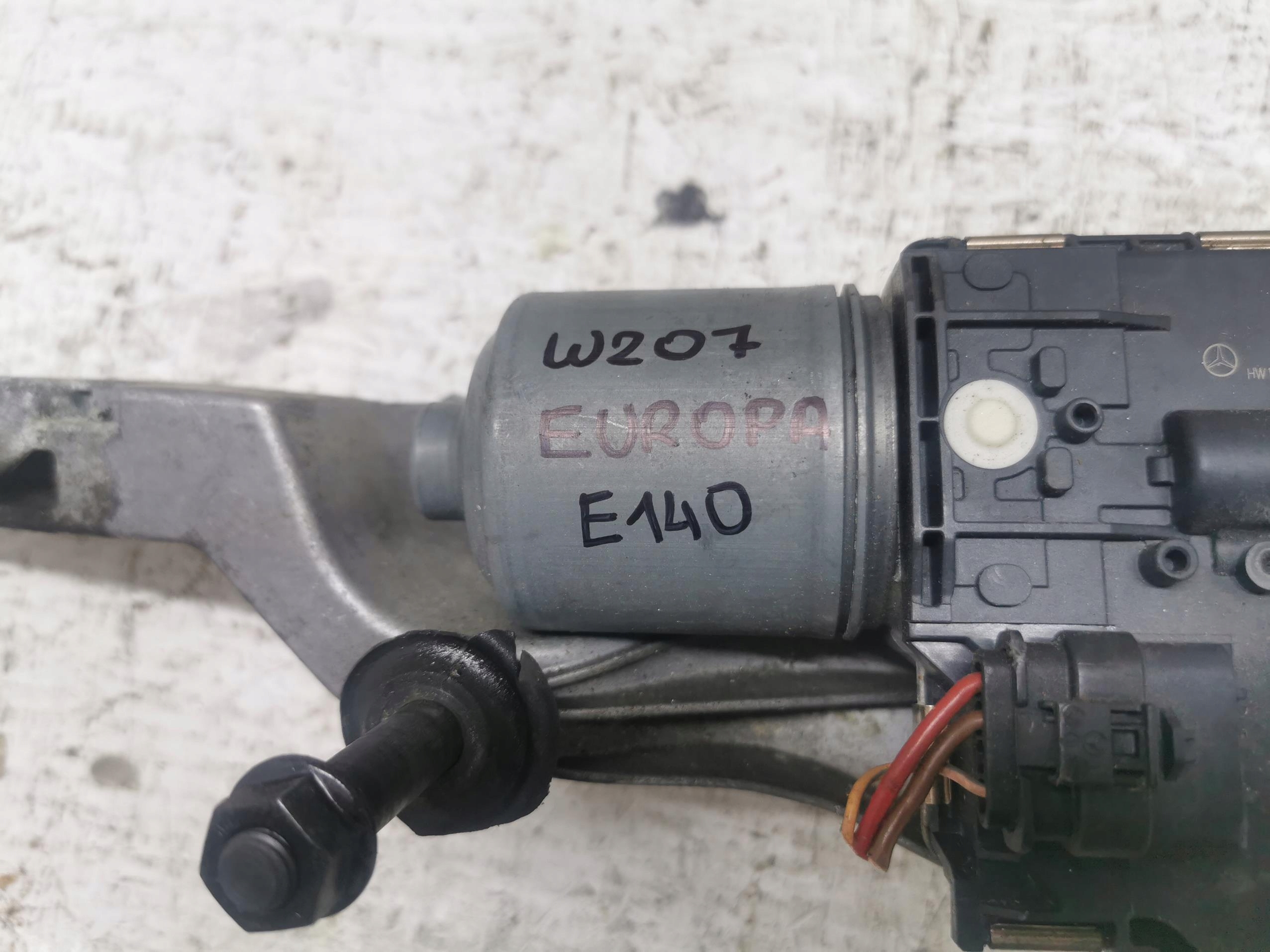wiper mechanism front MERCEDES W207 EU