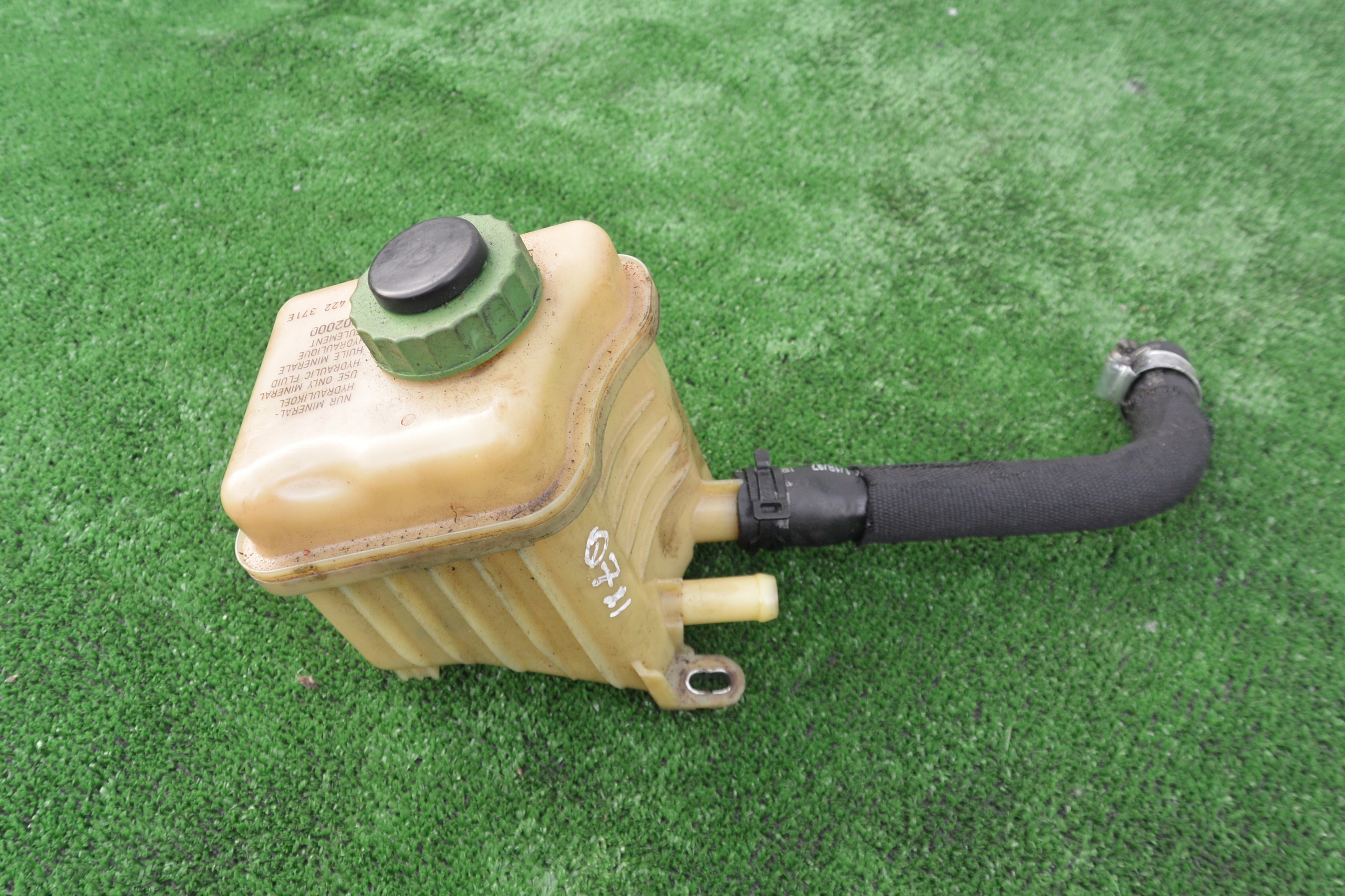 ZBIORNIK PŁYNU WSPOMAGANIA AUDI Q7 4L