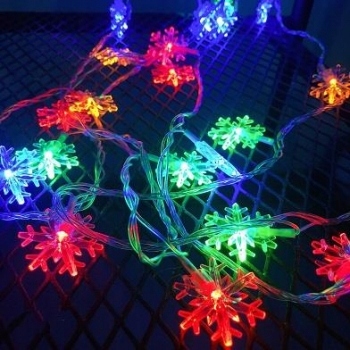 

Lampki 10 Led łańcuch płatki śniegu kolor baterie