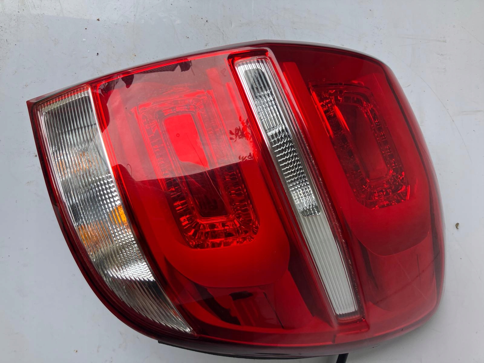 light right rear part CHEVROLET CAPTIVA LIFT LED EUROPA