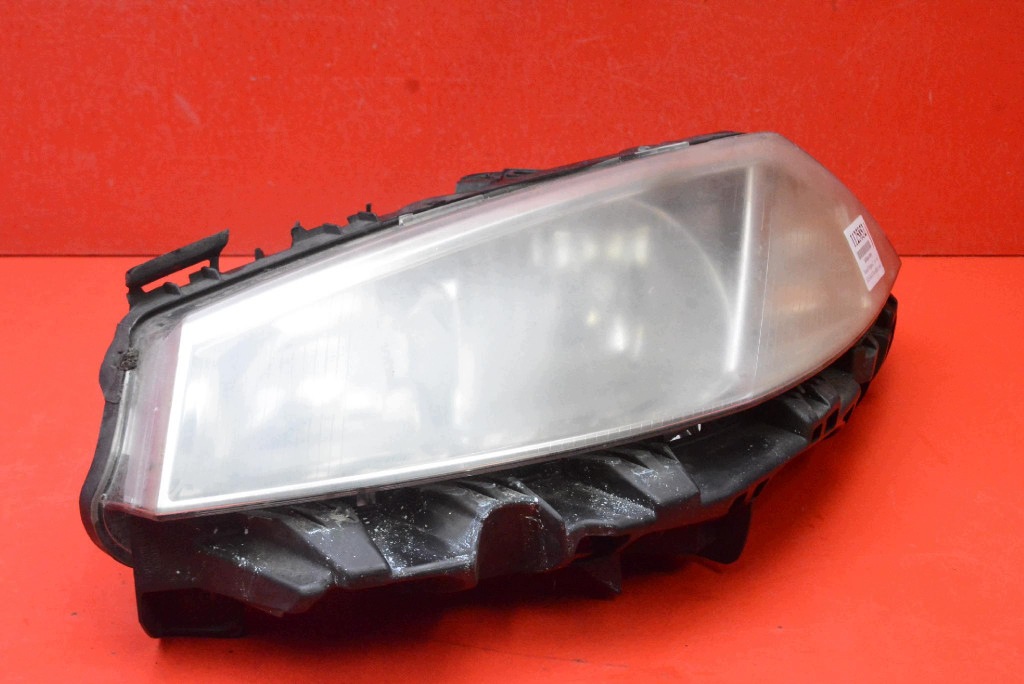 REFLEKTOR left light front EU 8200567431B RENAULT MEGANE 2 II 02-06