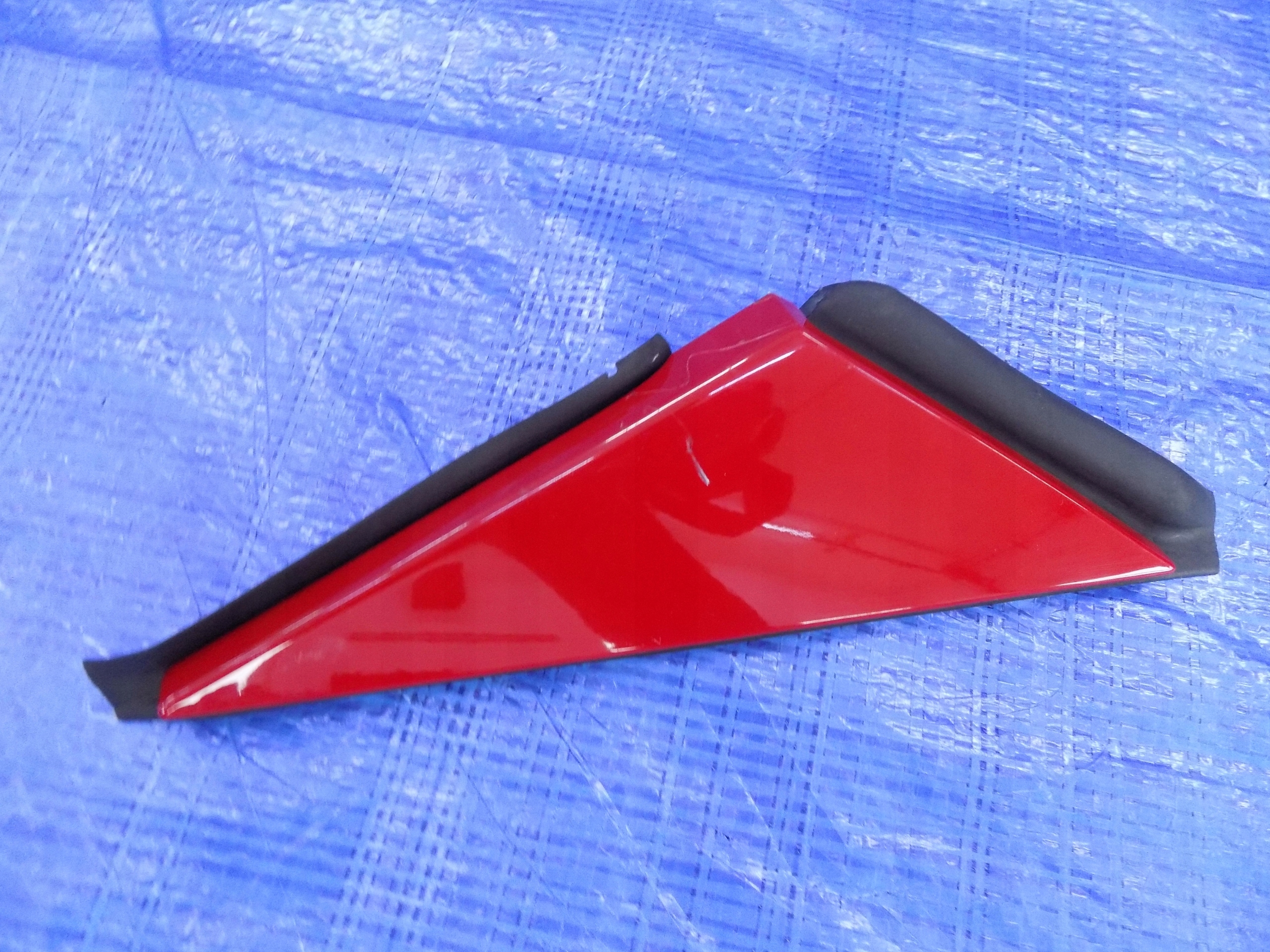 TROJKAT spoiler cover right OPEL ADAM 1,0T 16R