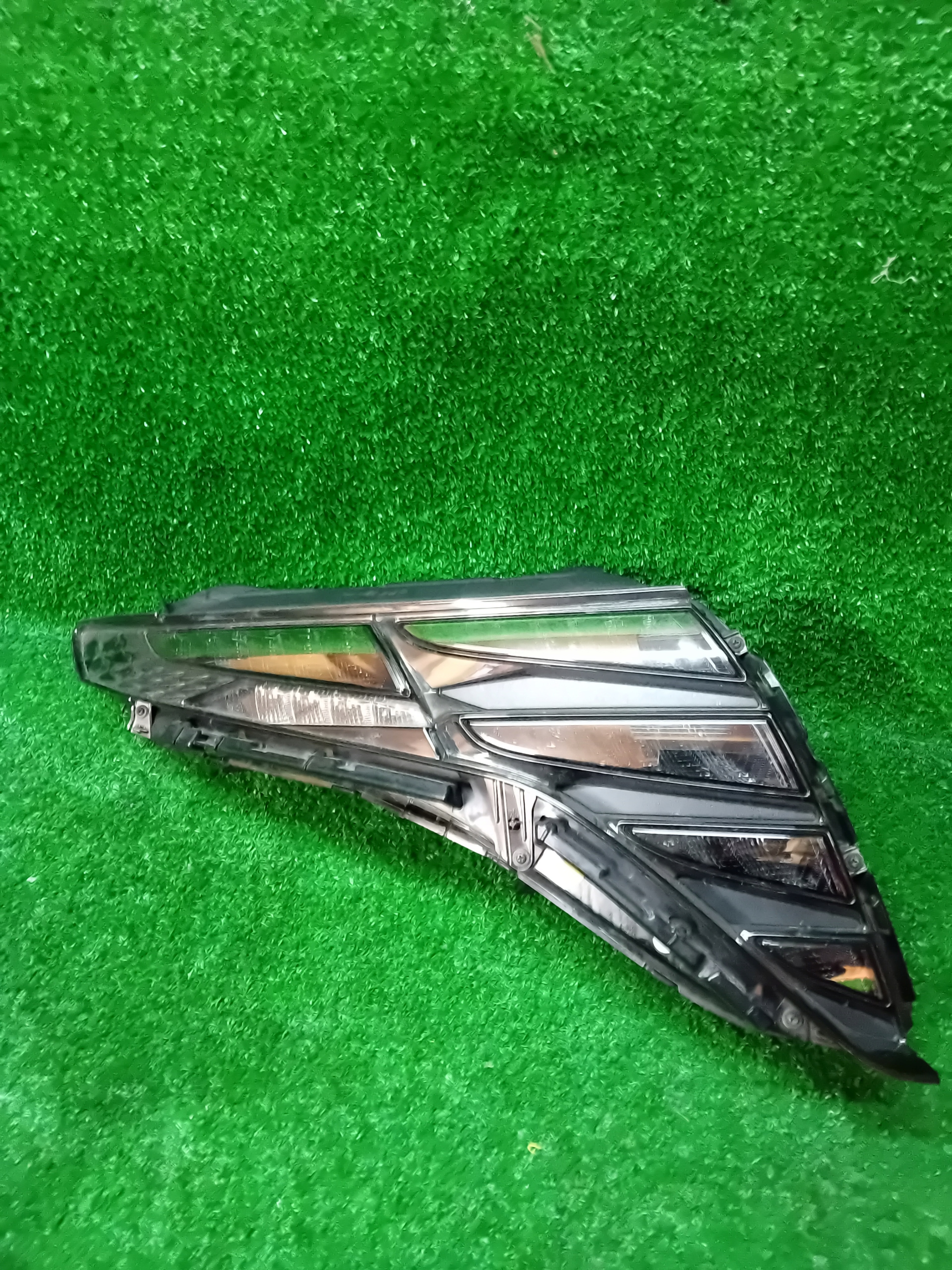 DRL REFLEKTOR right front HYUNDAI TUCSON IV 20- FULL LED NR.780