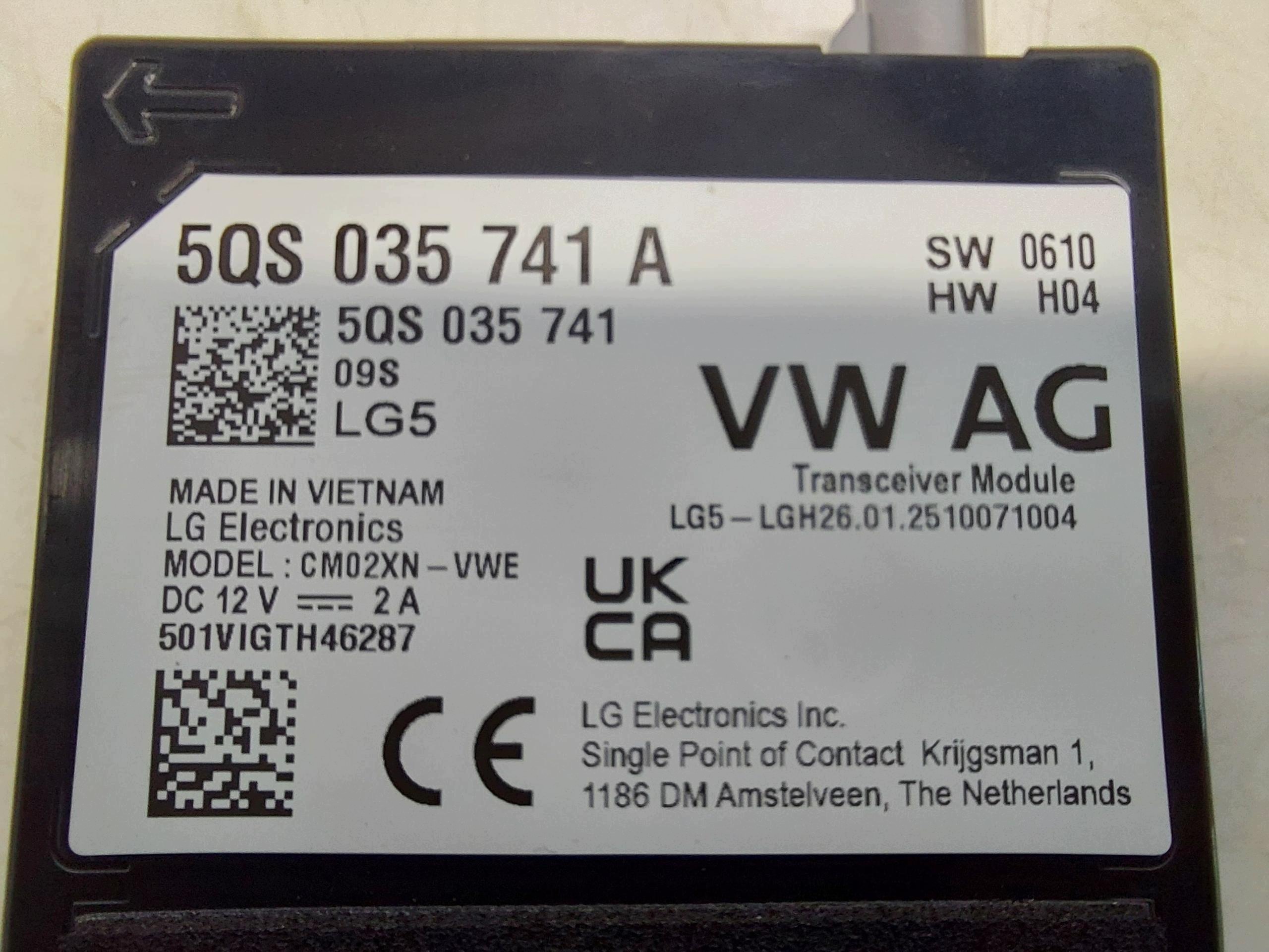 VW Passat R B9 3J0 control unit module amplifier radia anteny 5qs035741a