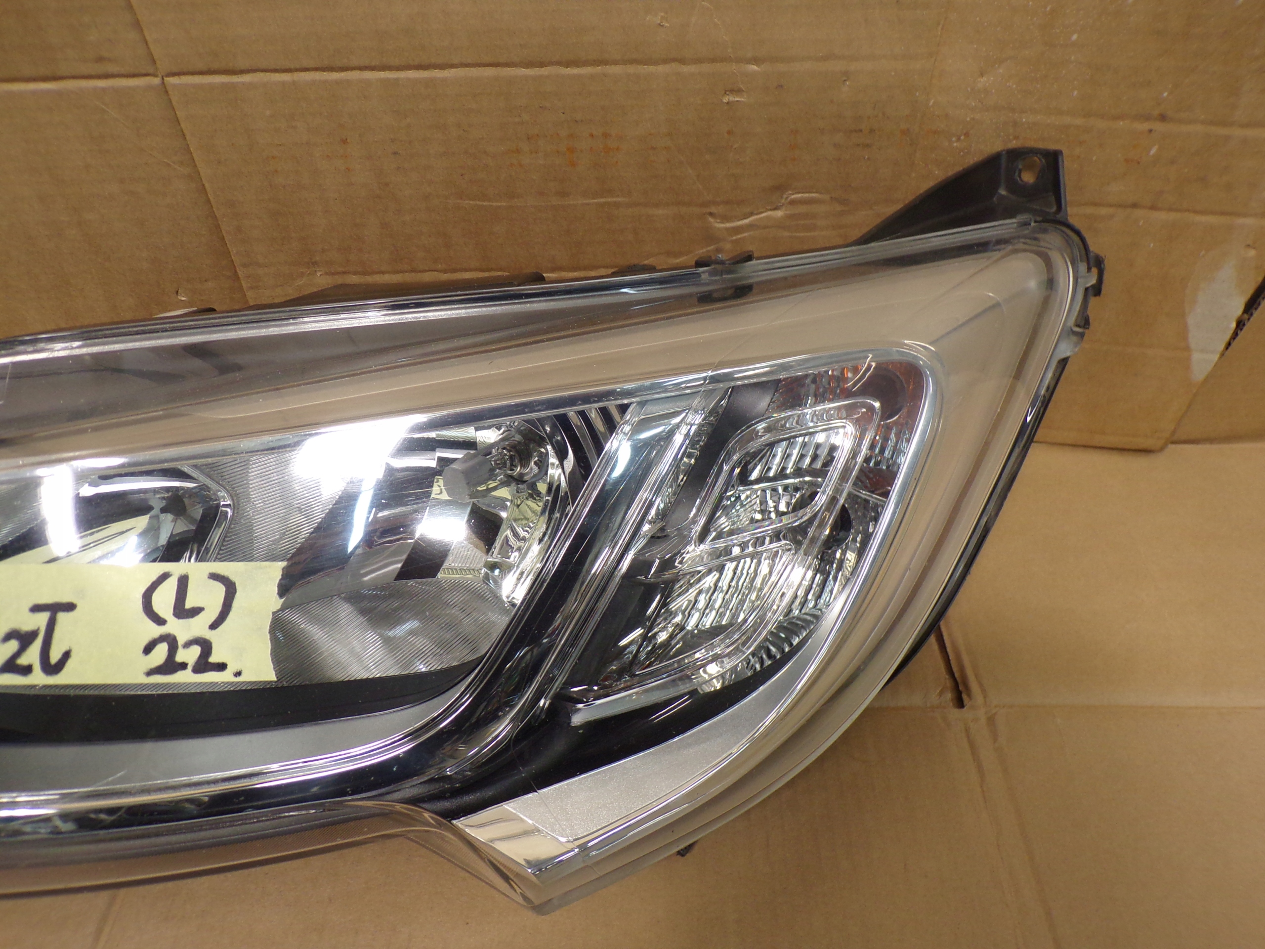 DUCATO Boxer Jumper Lift 14- REFLEKTOR left light front left Jasna ORGIN