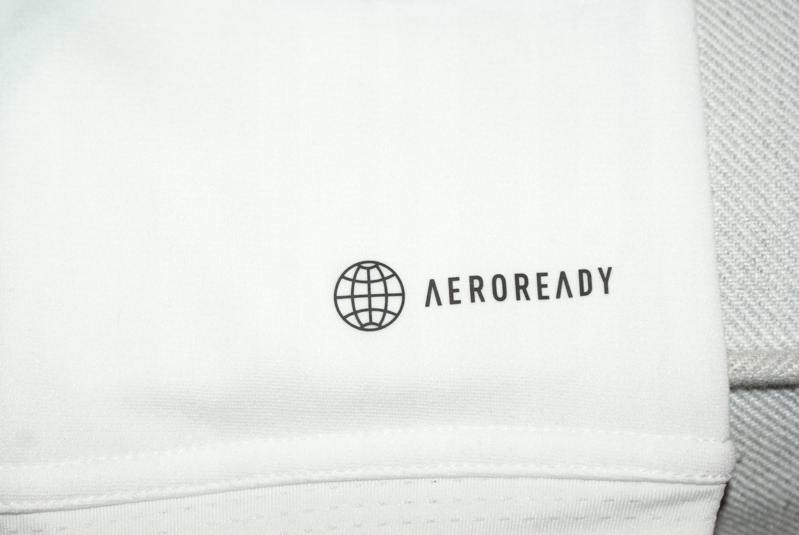 BLUZA ADIDAS MANCHESTER UNITED TIRO 23 TRAINING TOP S Rozmiar S