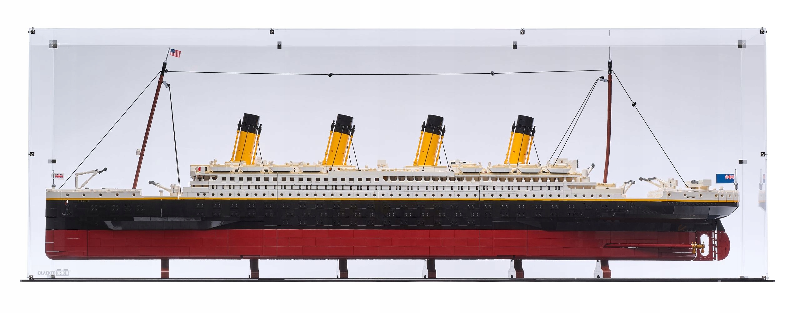 Vitrína XL Blacked Brick pre Lego 10294 Creator Expert Titanic