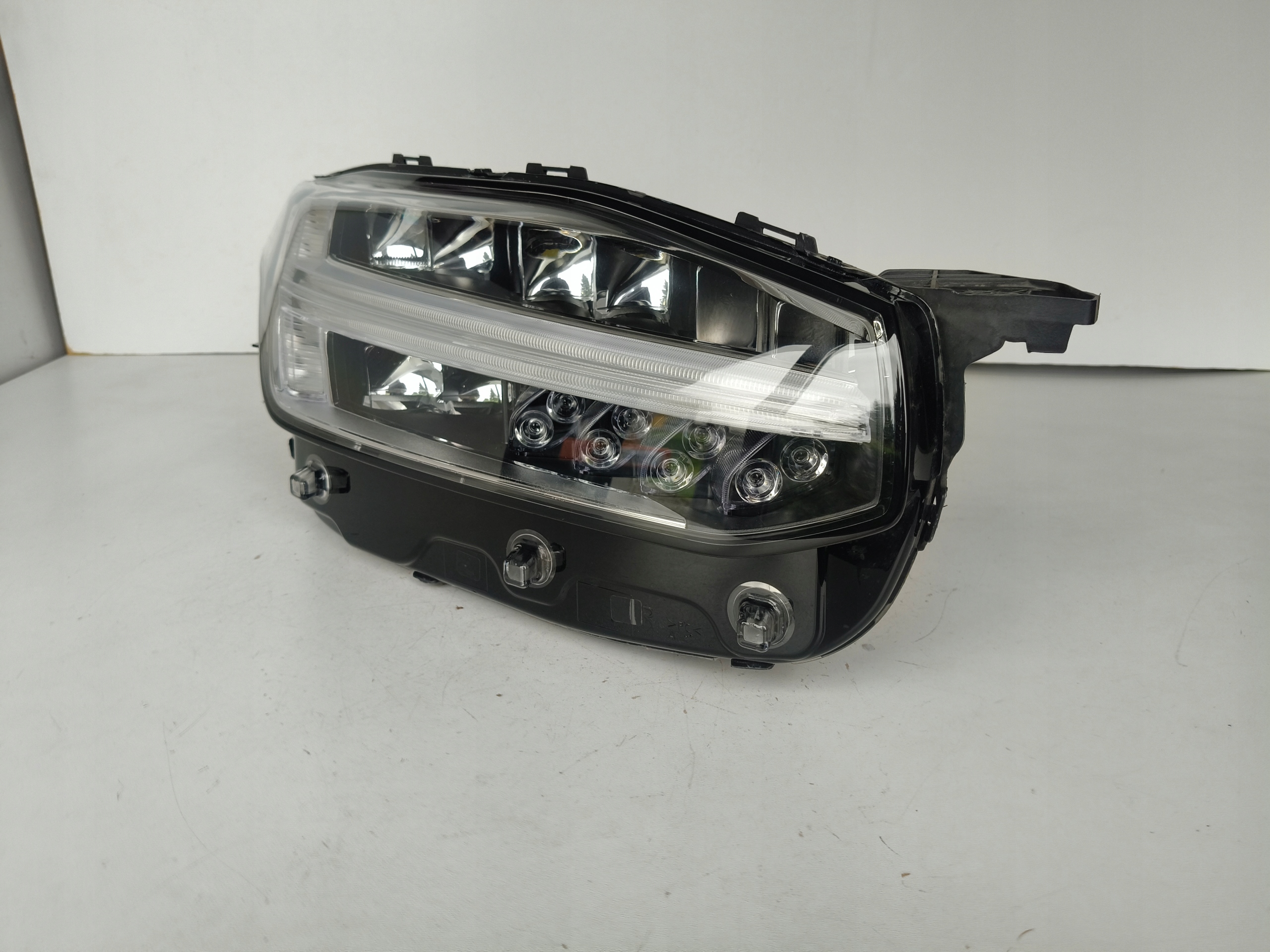 light right REFLEKTOR VOLVO XC90 II 15- FULL LED ACTIVE HIGH BEAM