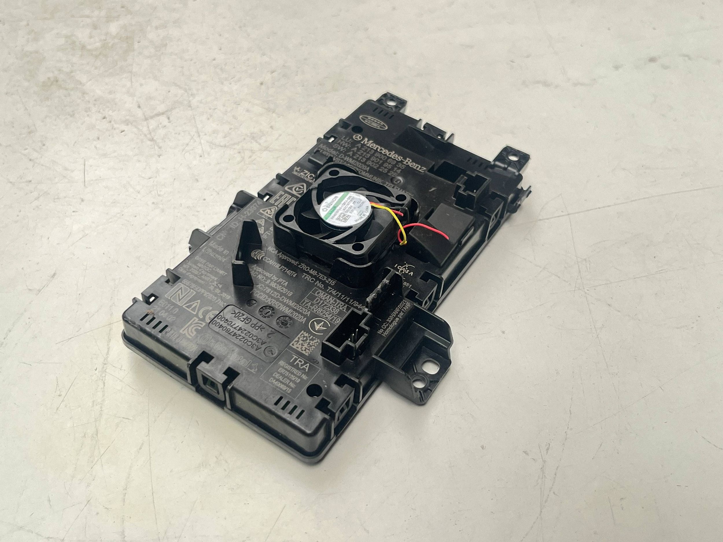 modulo STEROWNIKI TELEMATIC MERCEDES-BENZ E W213 A2139006935