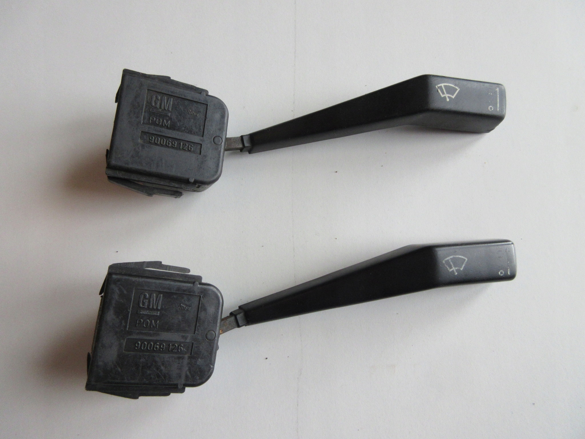 wiper control OPEL 90069126 OPEL