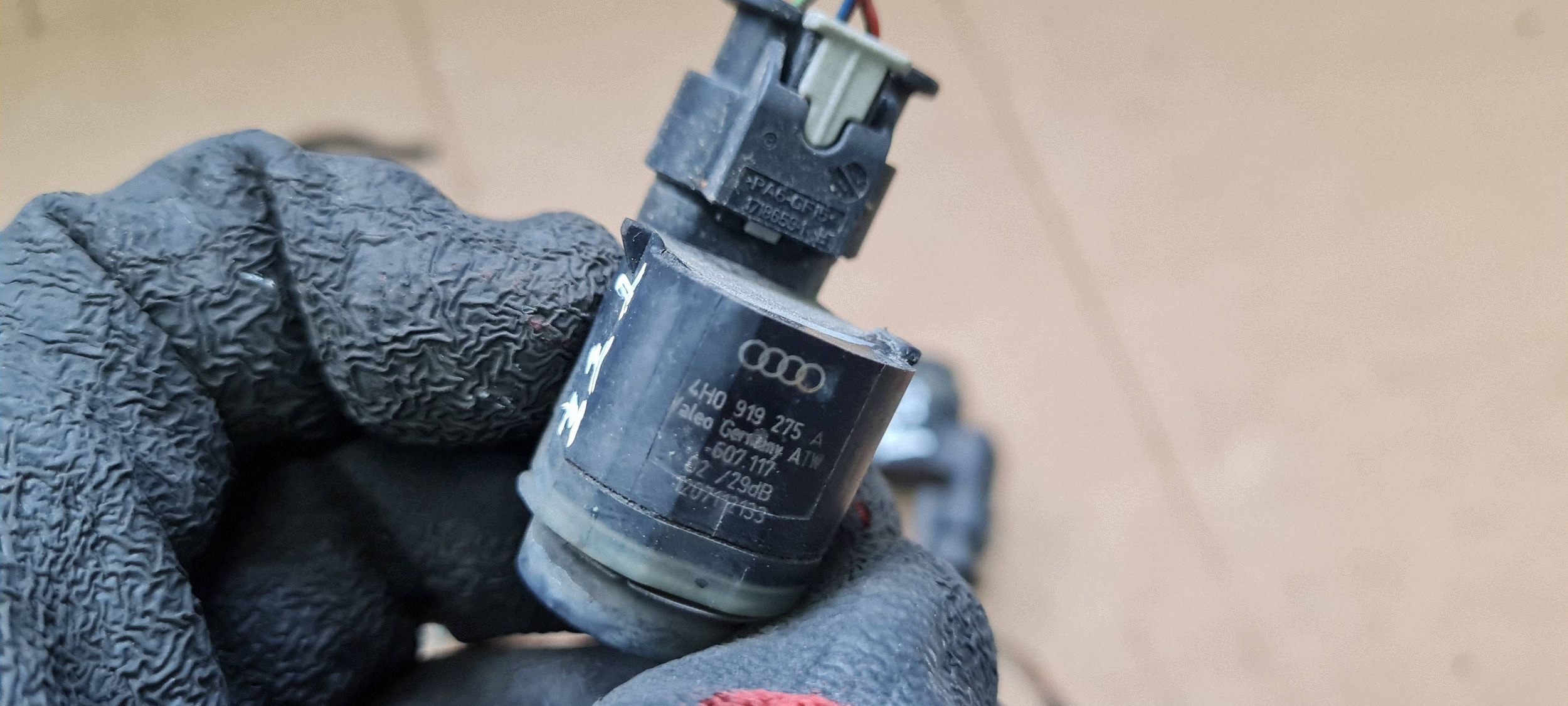 A7 4G S7 sensor PDC connecting spoiler LY9B 1S0919275A A4 B8 A5 8T A6 C7 4G