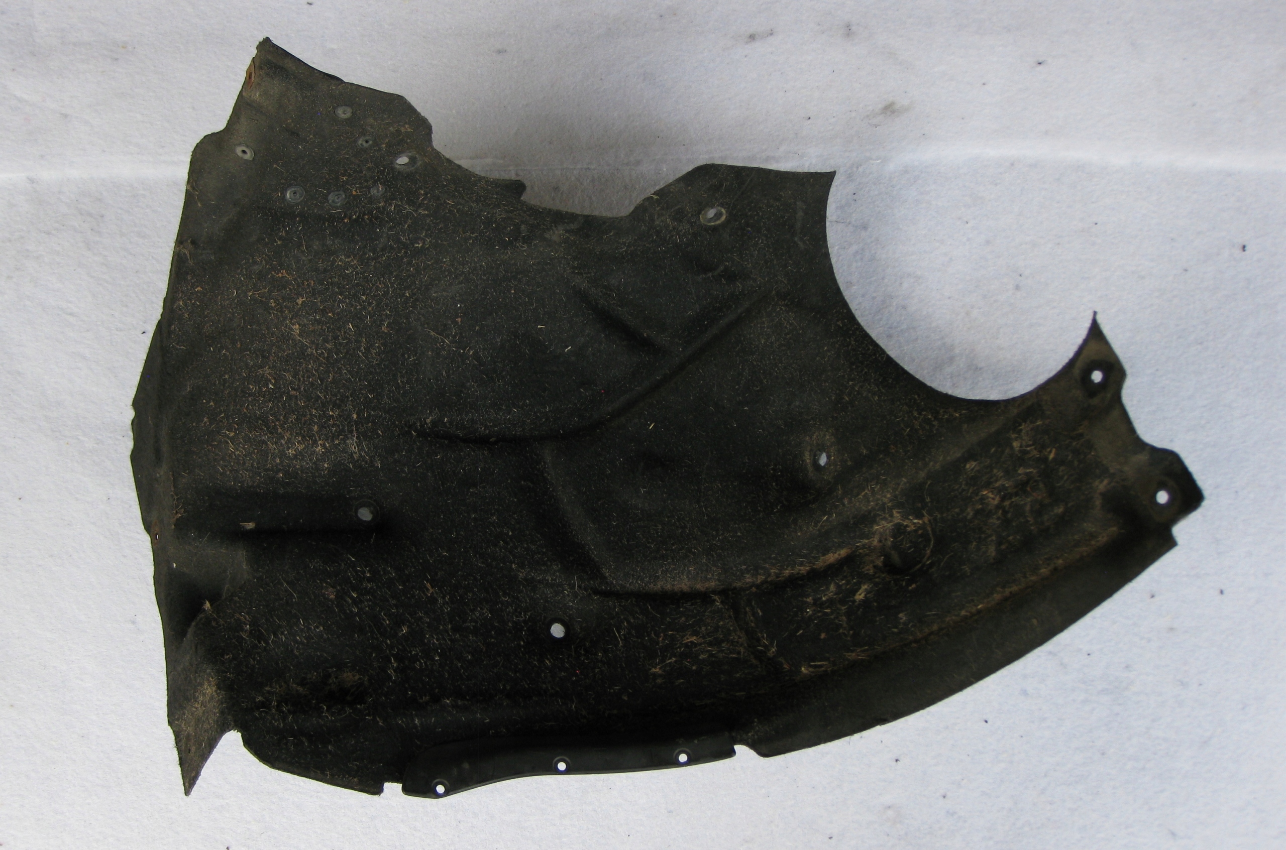 BMW F20 1.6i 14R mudguard left front