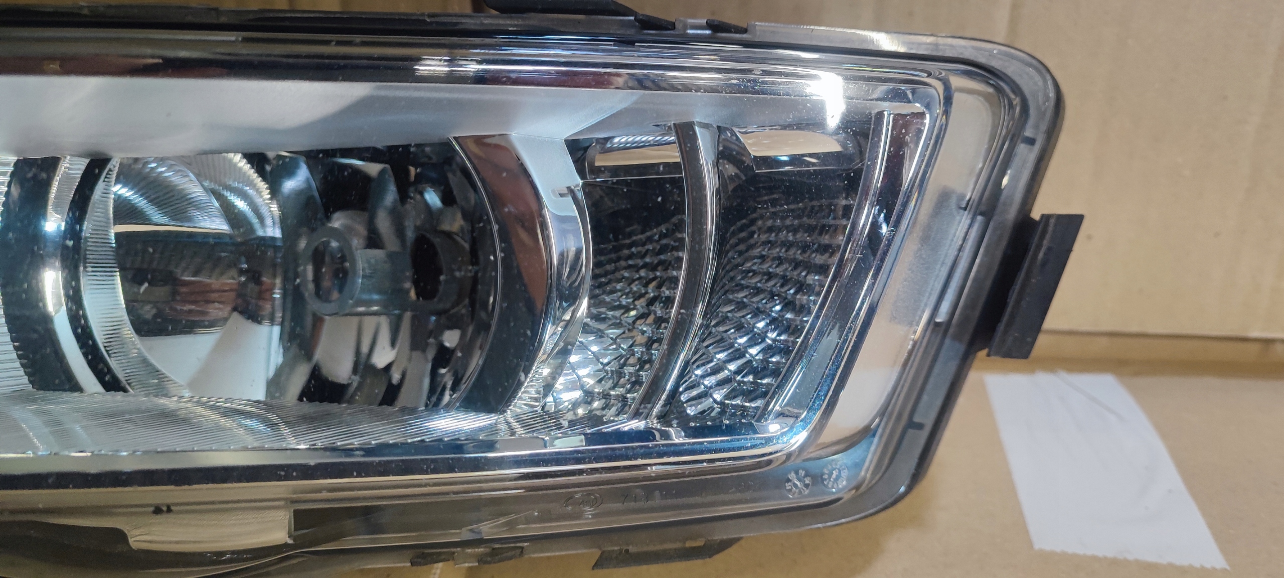 SKODA RAPID 12-17 Nebelscheinwerfer links LED Original LADNY