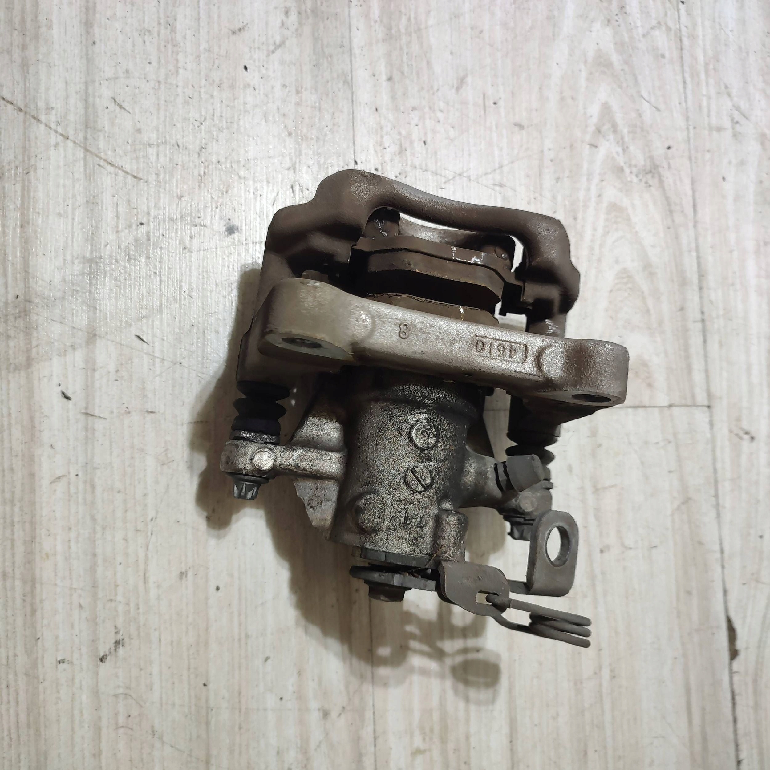 caliper brake rear rear part side right Opel Corsa F