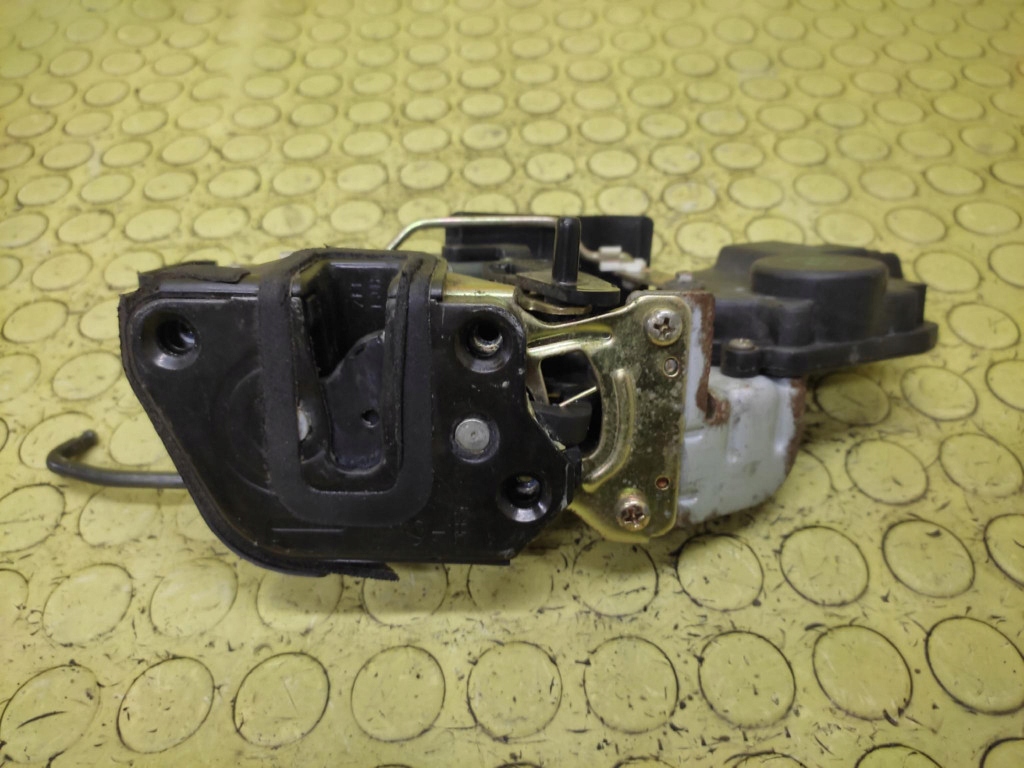 HYUNDAI SANTA FE lock door left rear part