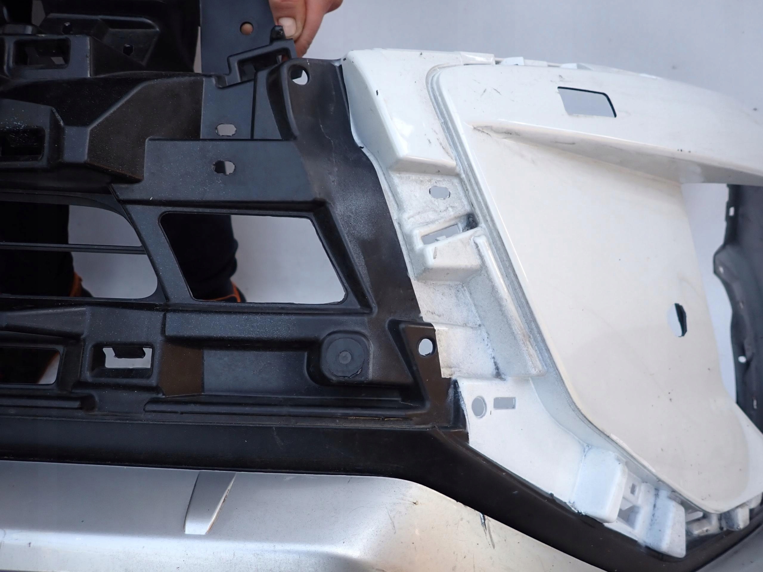 MITSUBISHI ECLIPSE CROSS 18-20 bumper front SPR PDC