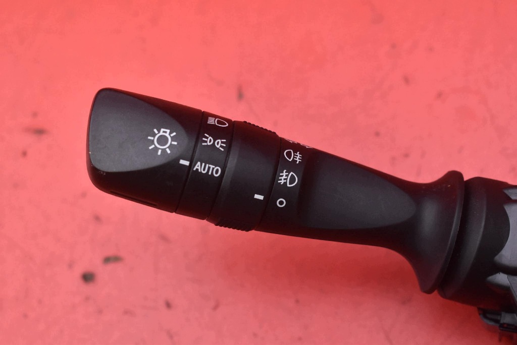 commodo bouton indicateurs de direction 17F852 TOYOTA C-HR 1 et 16-20