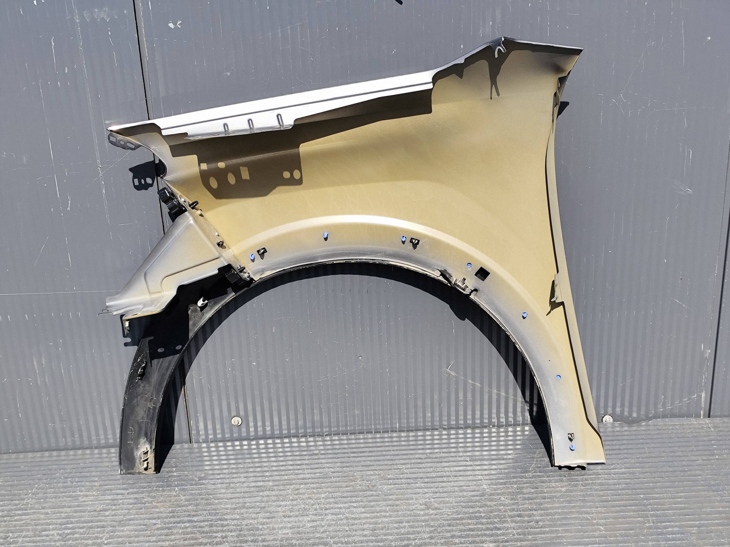 CITROEN C3 IV fender front right complete DEMONTAZ