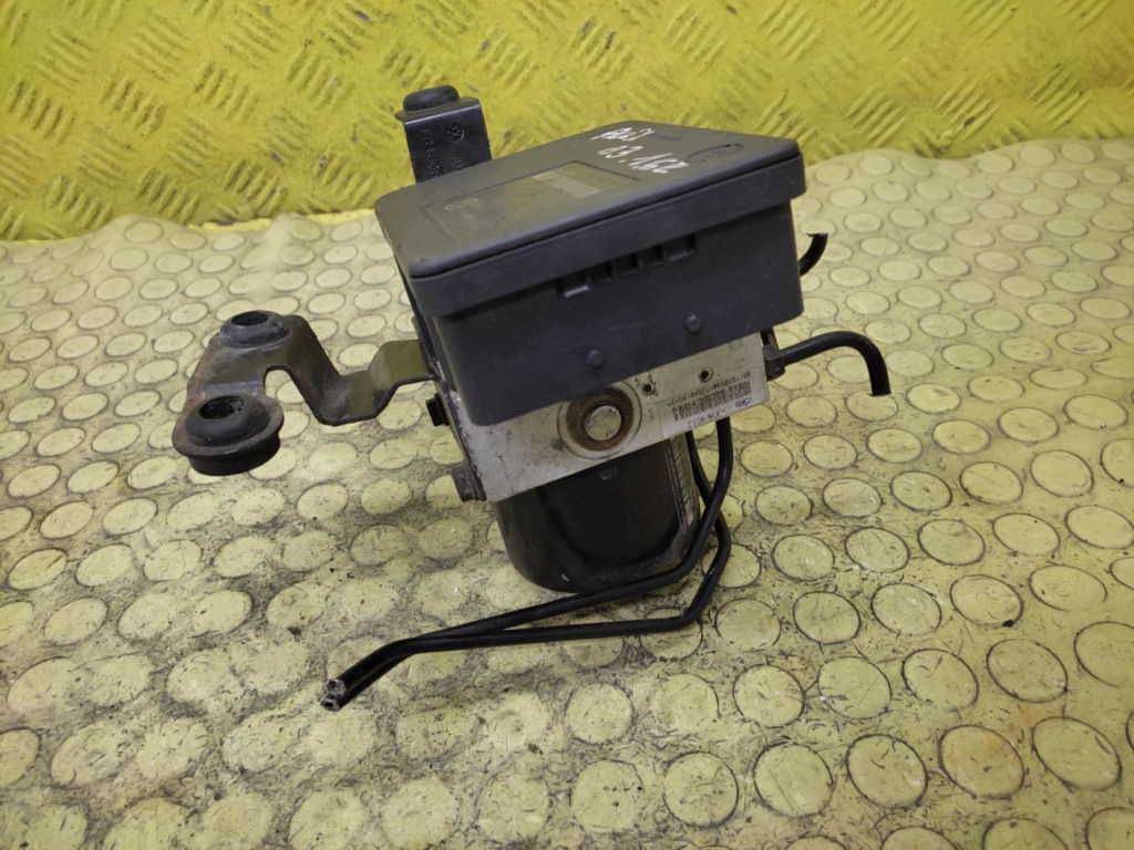 AUDI A3 8L Pompa ABS 1J0614517E