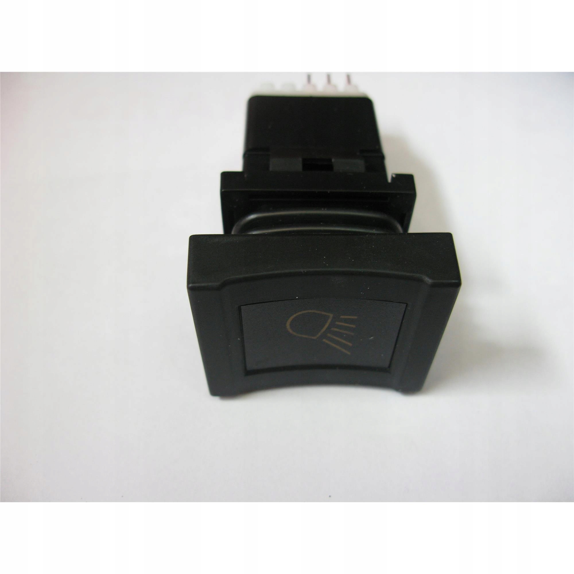 3385758M92 - ВЫКЛЮЧАТЕЛЬ ДАЛЬНЕГО СВЕТА MASSEY FERGUSON