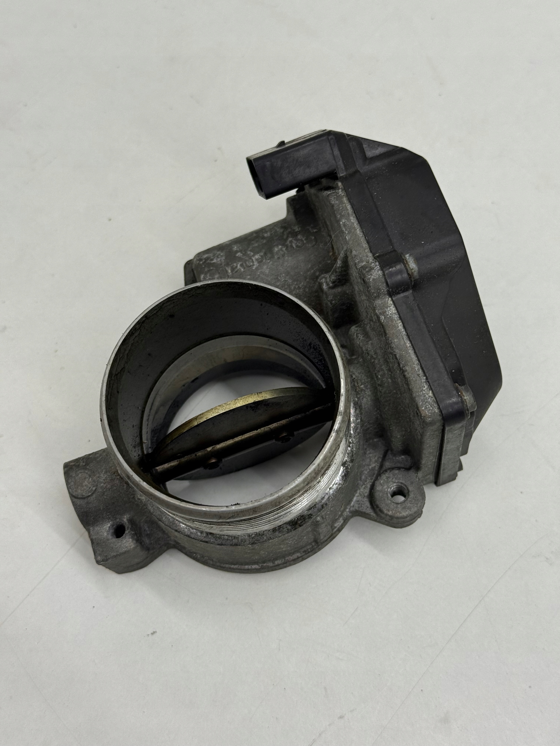 AUDI A4 A5 A8 D4 A7 A6 C7 3.0 TDI Valvola a farfalla Originale SPRAWNA!
