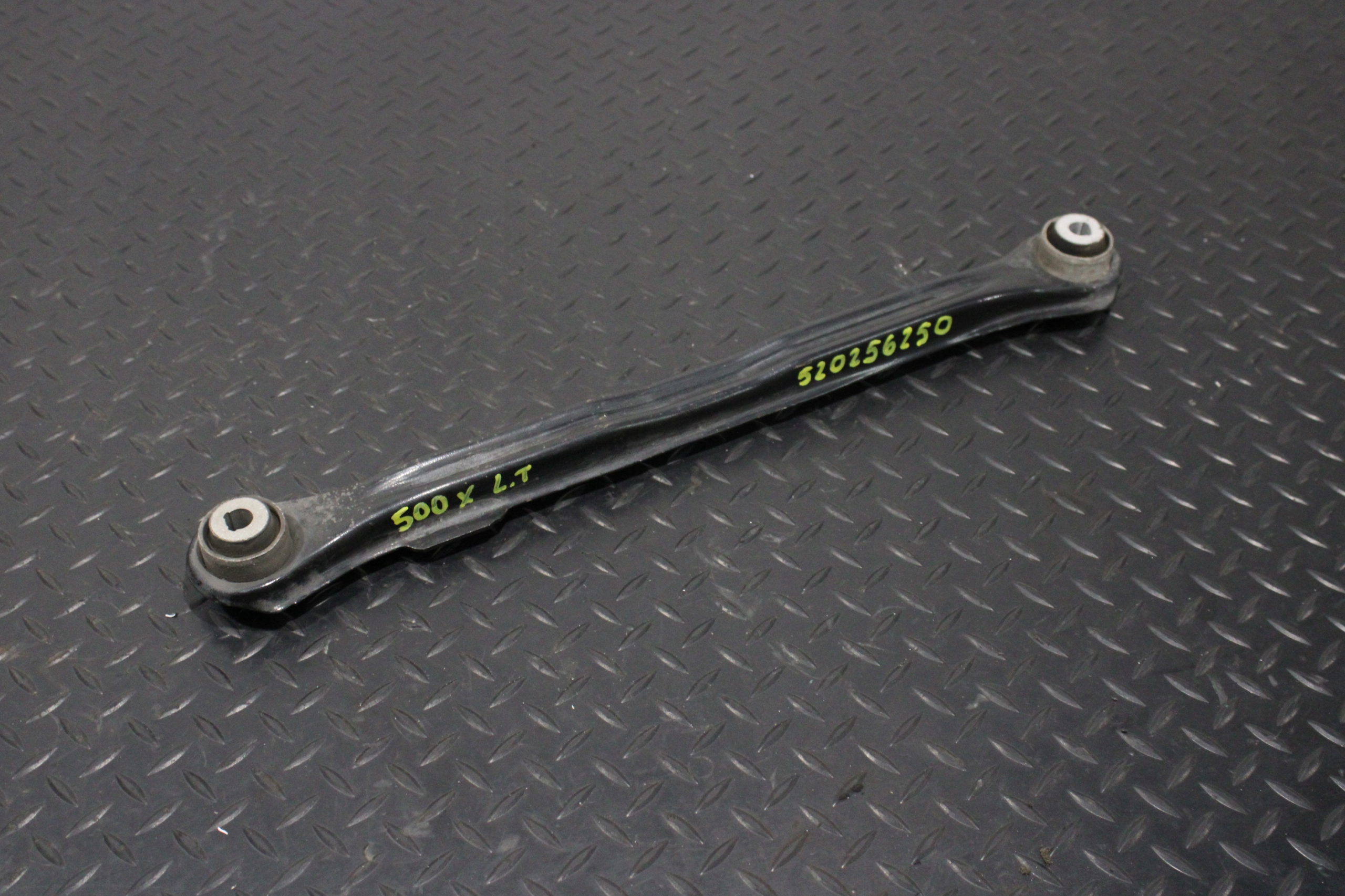 Querlenker links heck FIAT 500X CROSS 520256250
